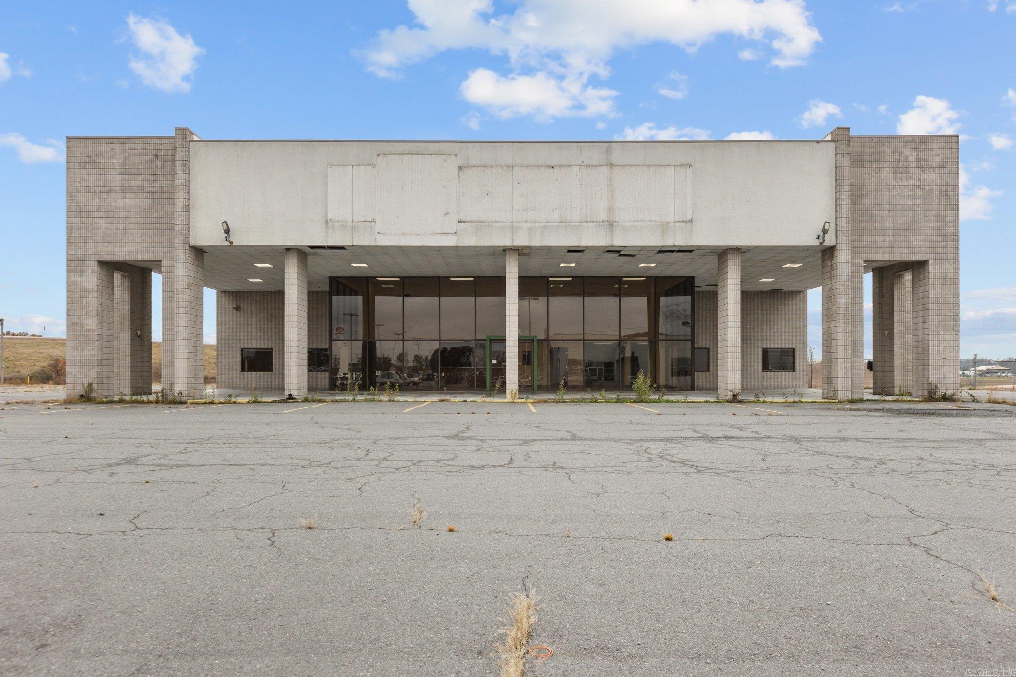 Not in List - Commercial Sale