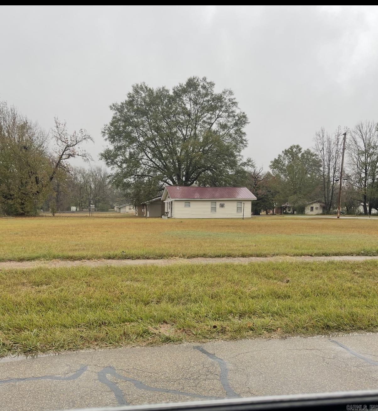 GREAT LOCATION IN THE CITY OF CROSSETT11