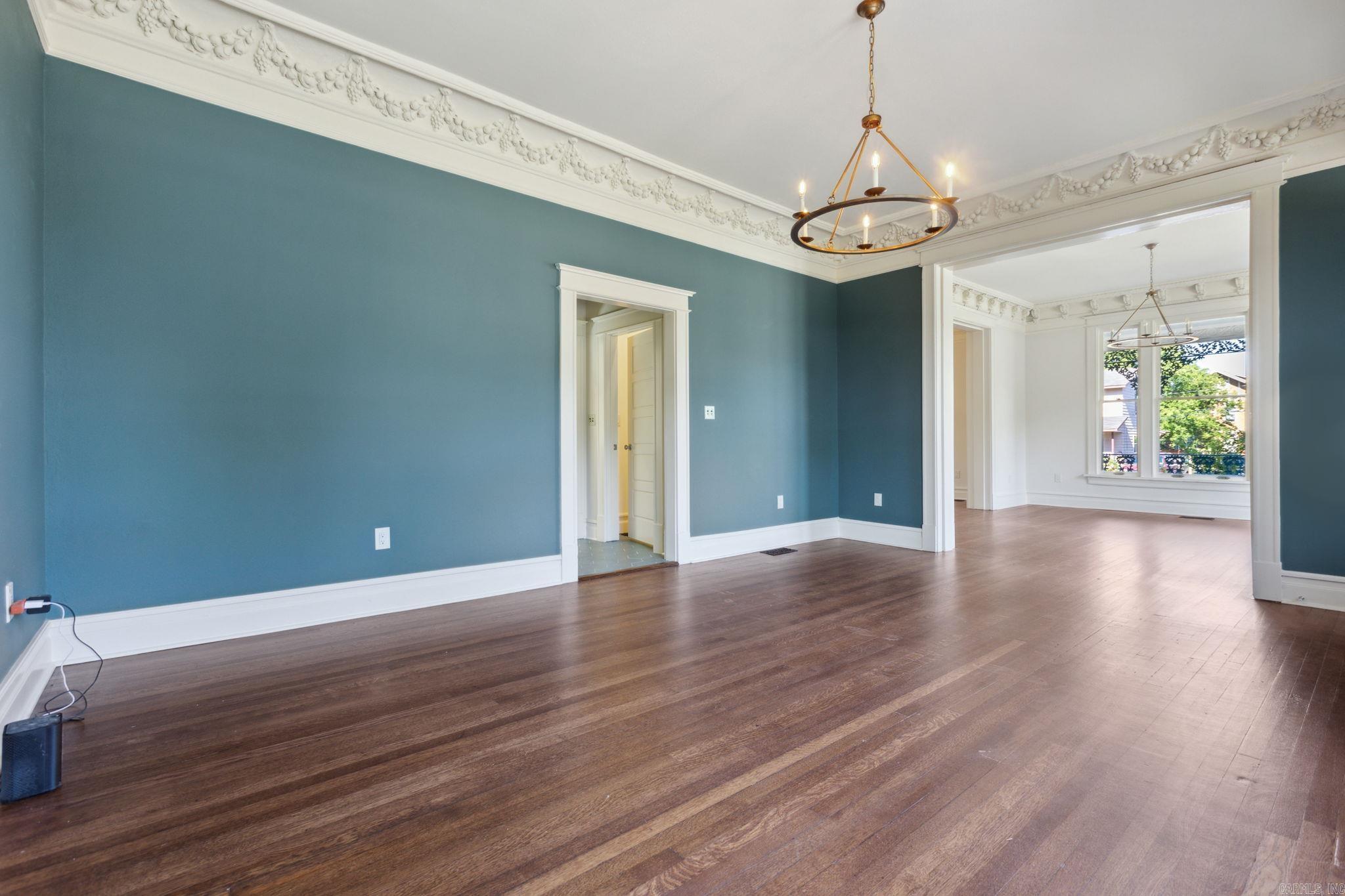 OAK TERRACE - Residential