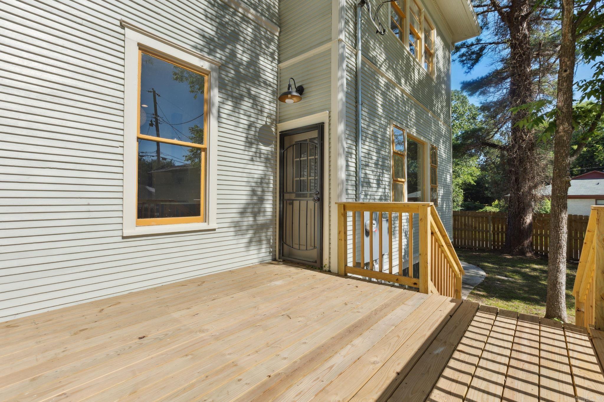 OAK TERRACE - Residential