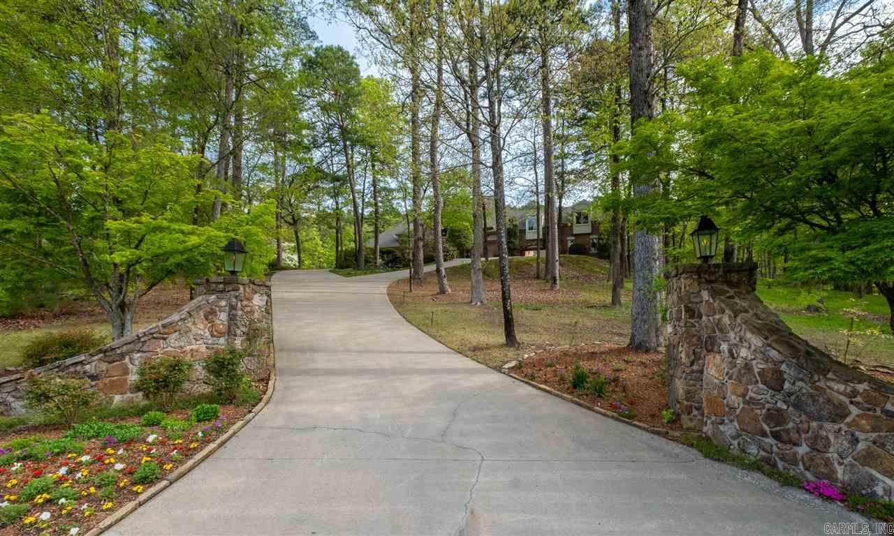 CHENAL DOWNS - Residential