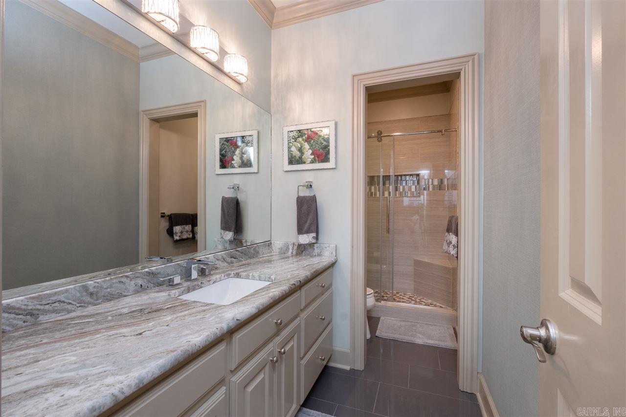 CHENAL DOWNS - Residential