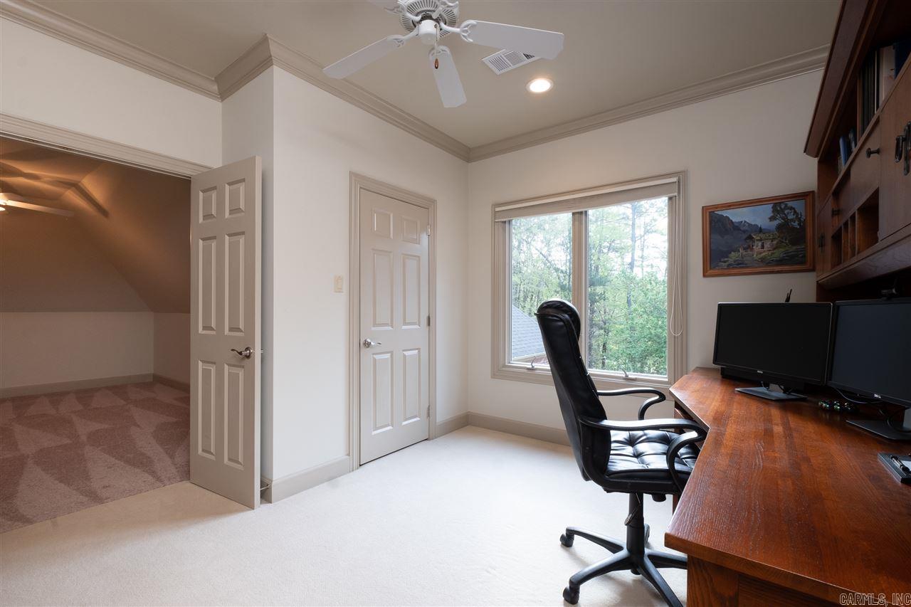 CHENAL DOWNS - Residential