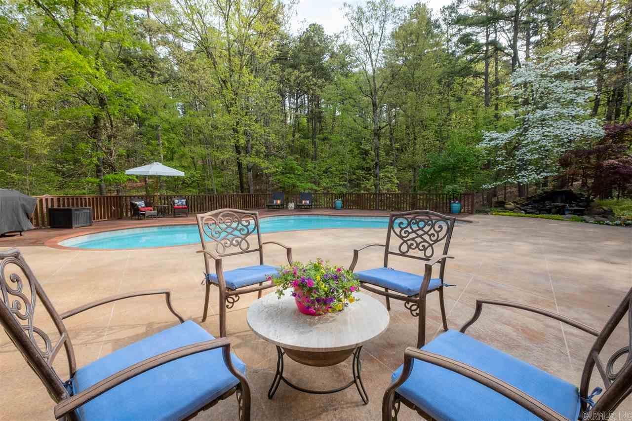 CHENAL DOWNS - Residential
