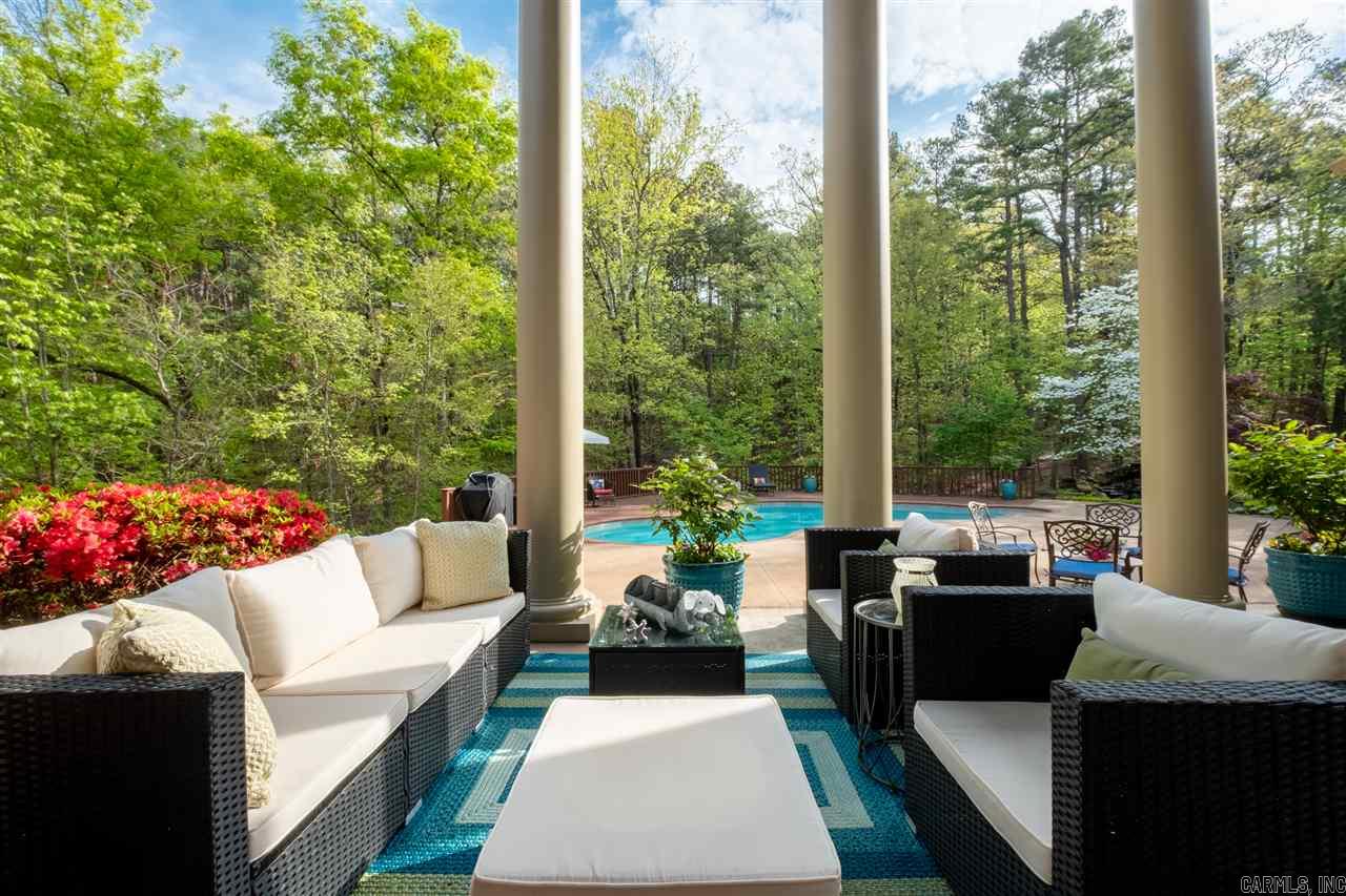 CHENAL DOWNS - Residential
