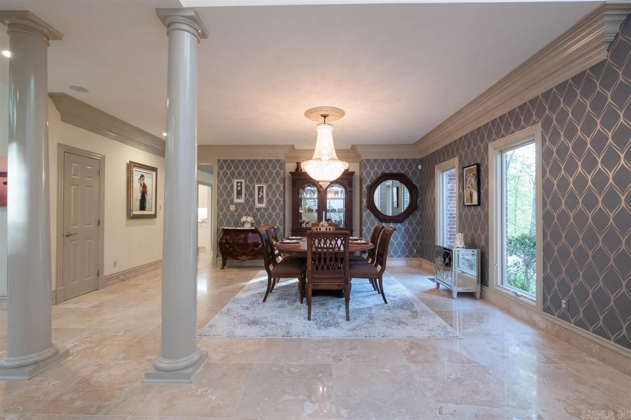 CHENAL DOWNS - Residential