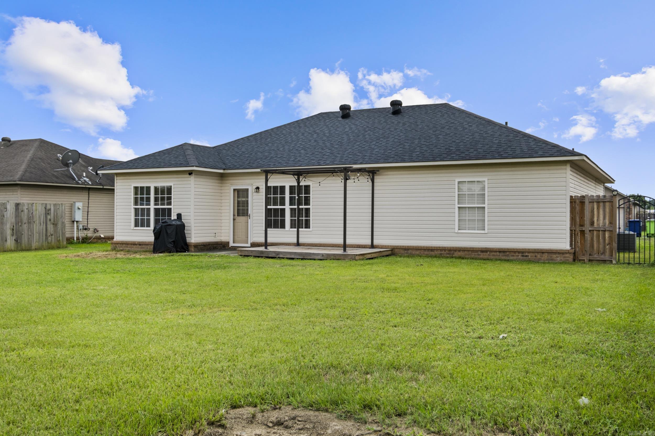 SOUTHFORK S/D - Residential