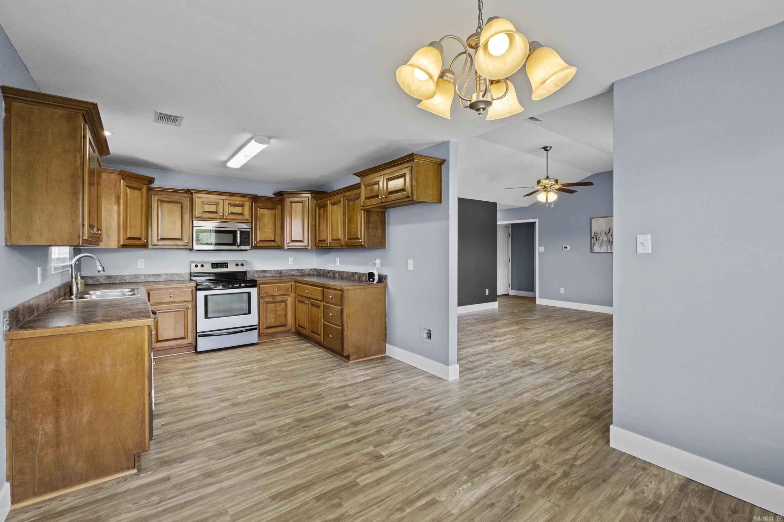 SOUTHFORK S/D - Residential