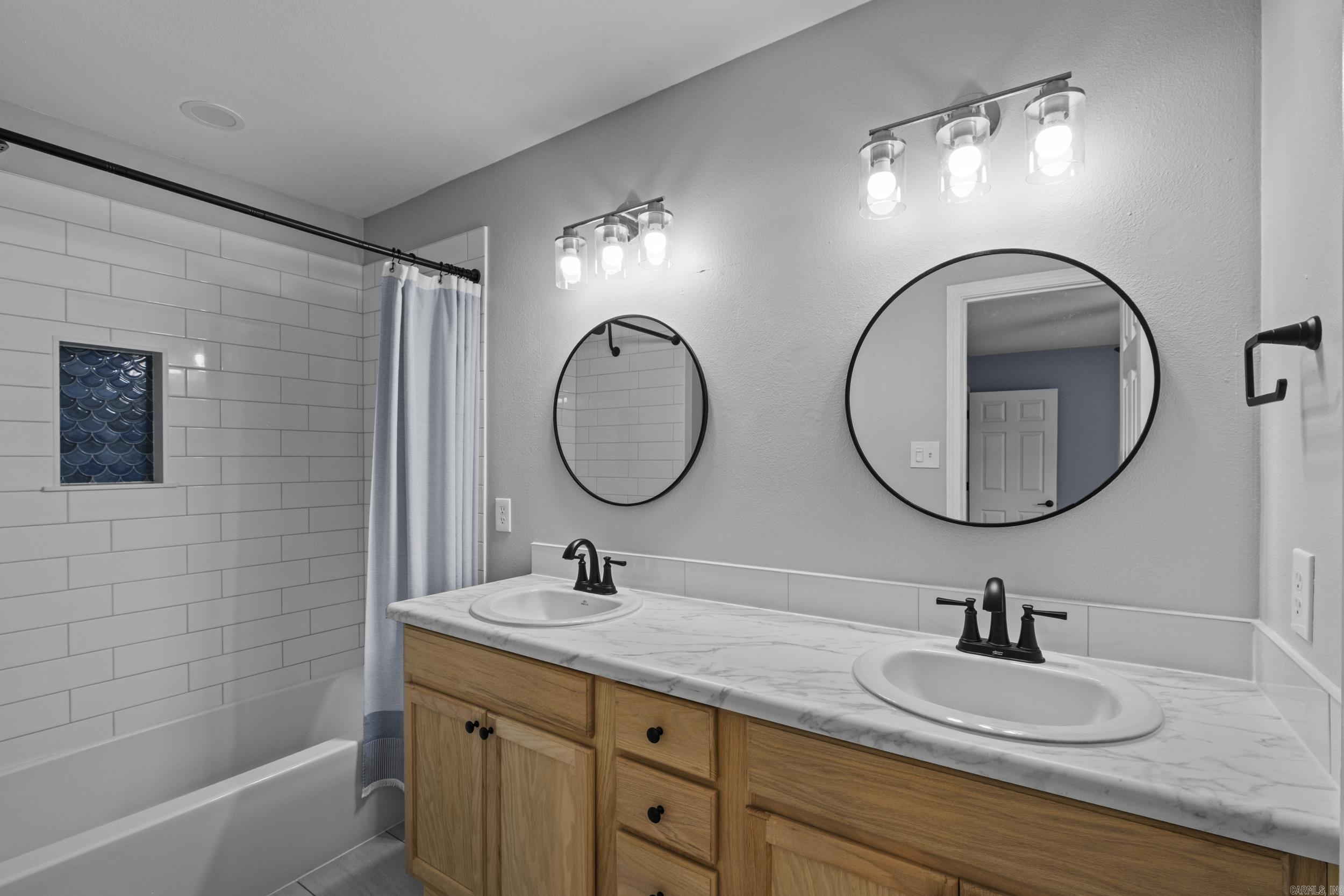 SOUTHFORK S/D - Residential