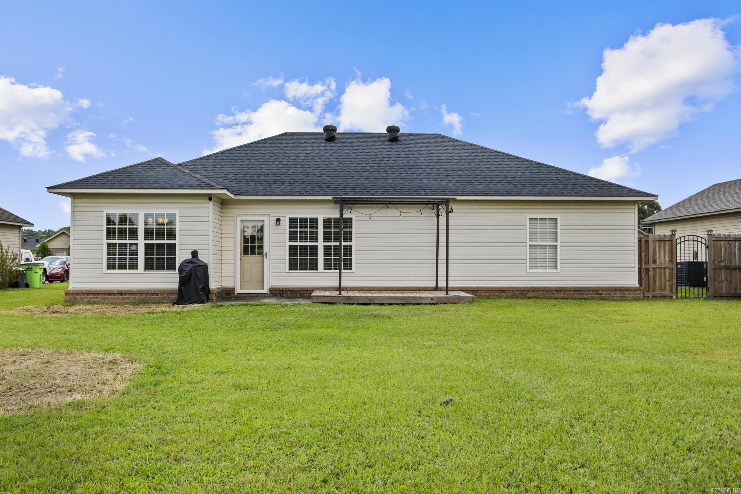 SOUTHFORK S/D - Residential