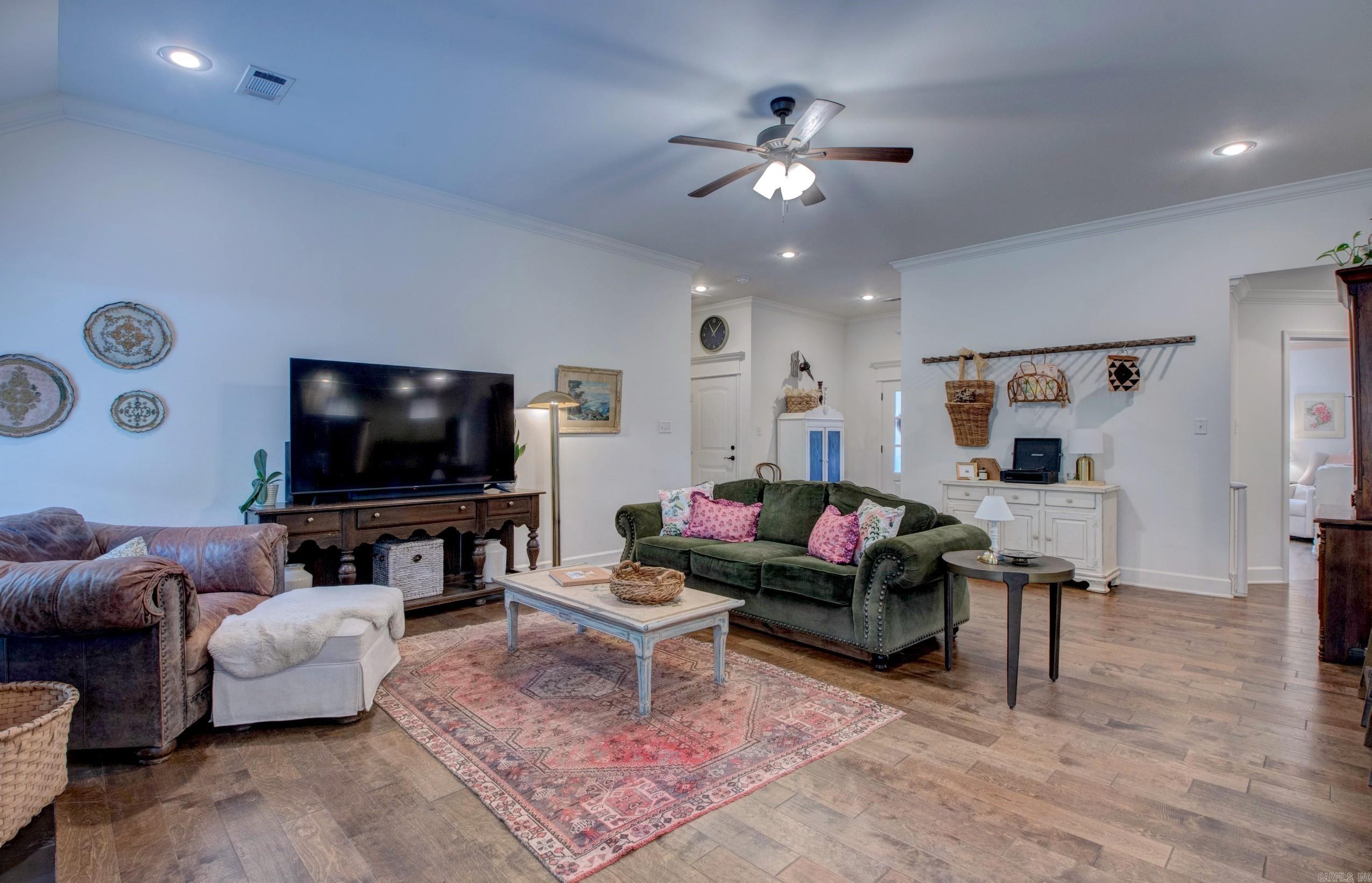 Pinewood Estates - Residential