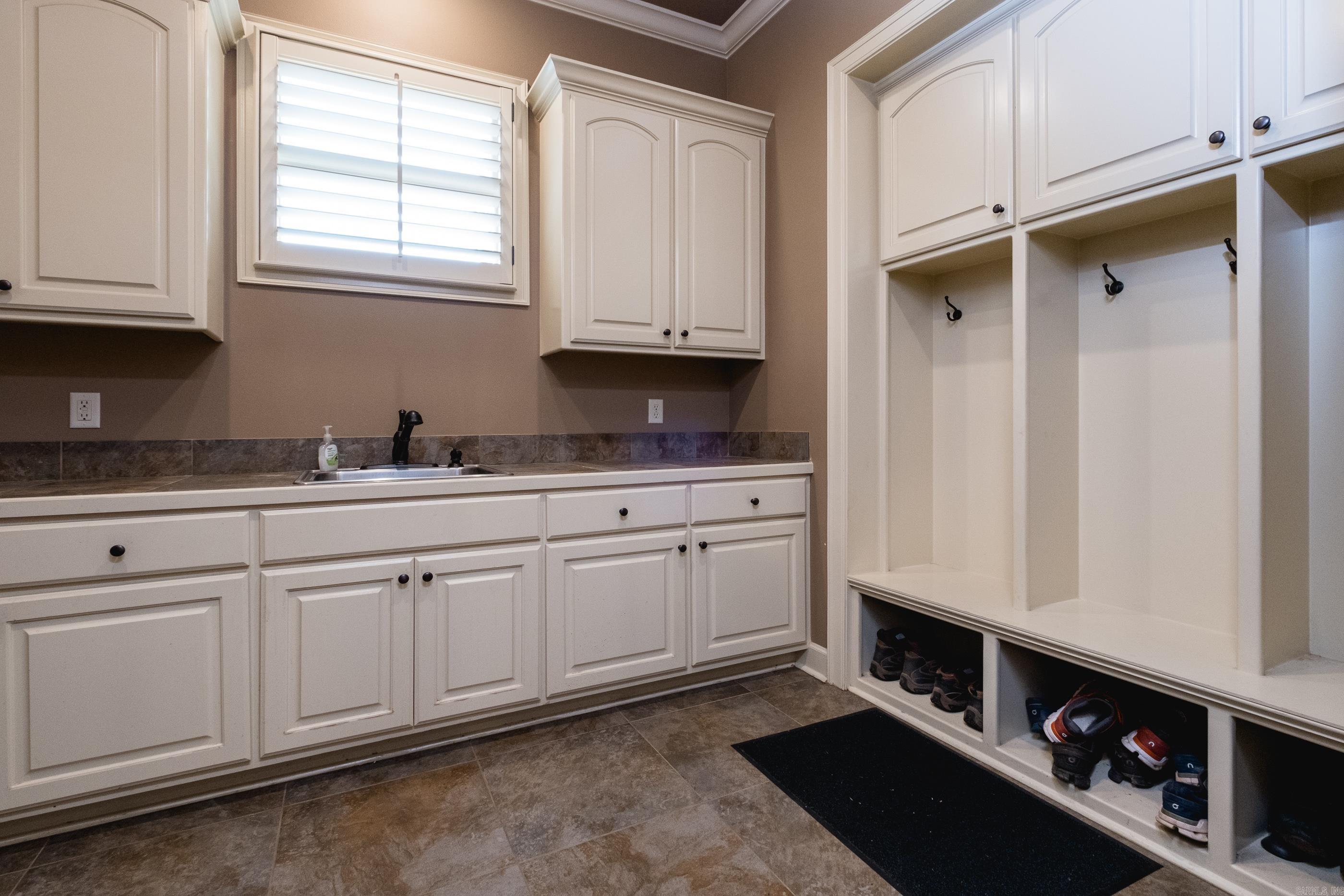 WATERVIEW ESTATES - Residential