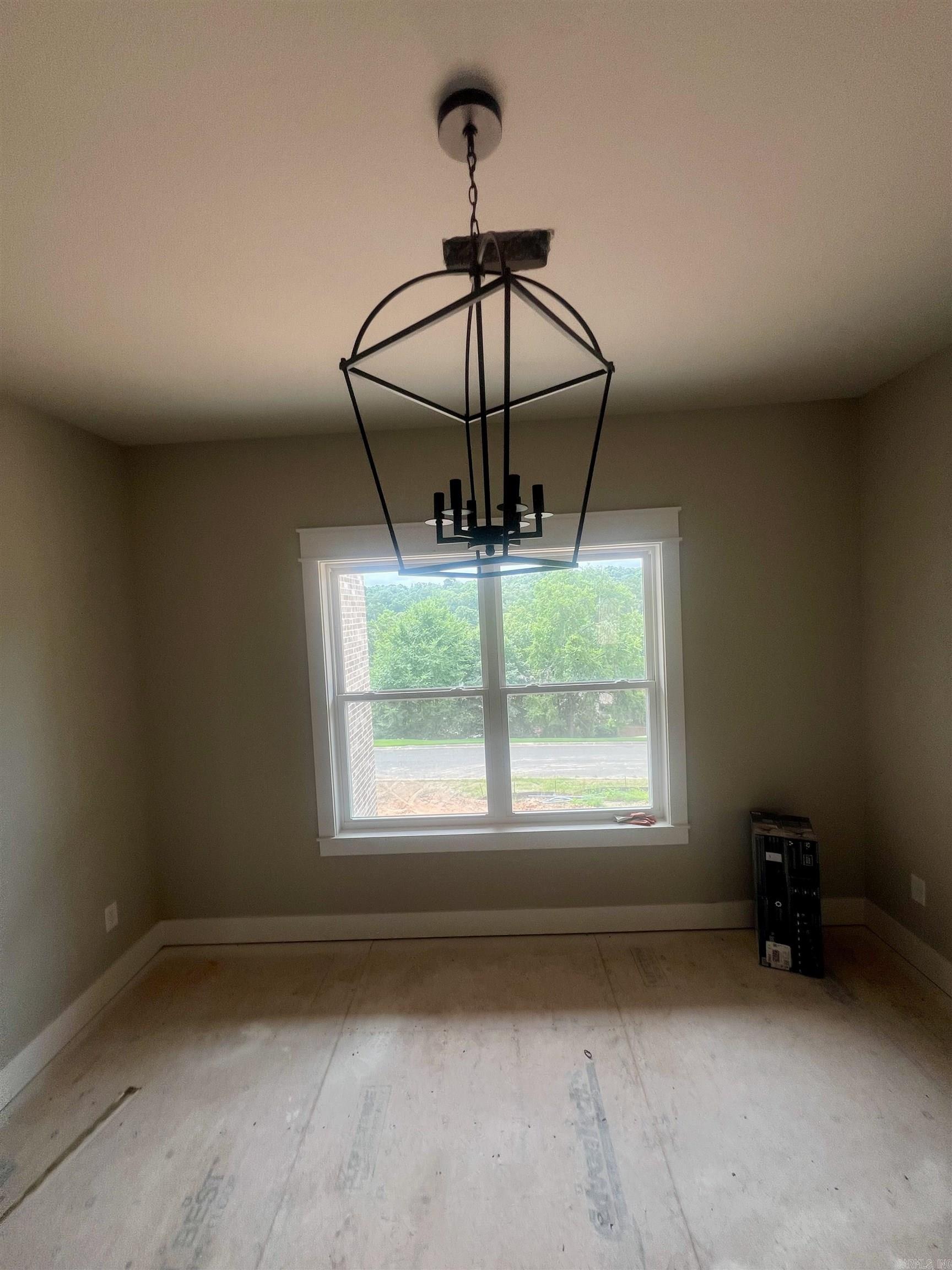HUNTER HEIGHTS - Residential