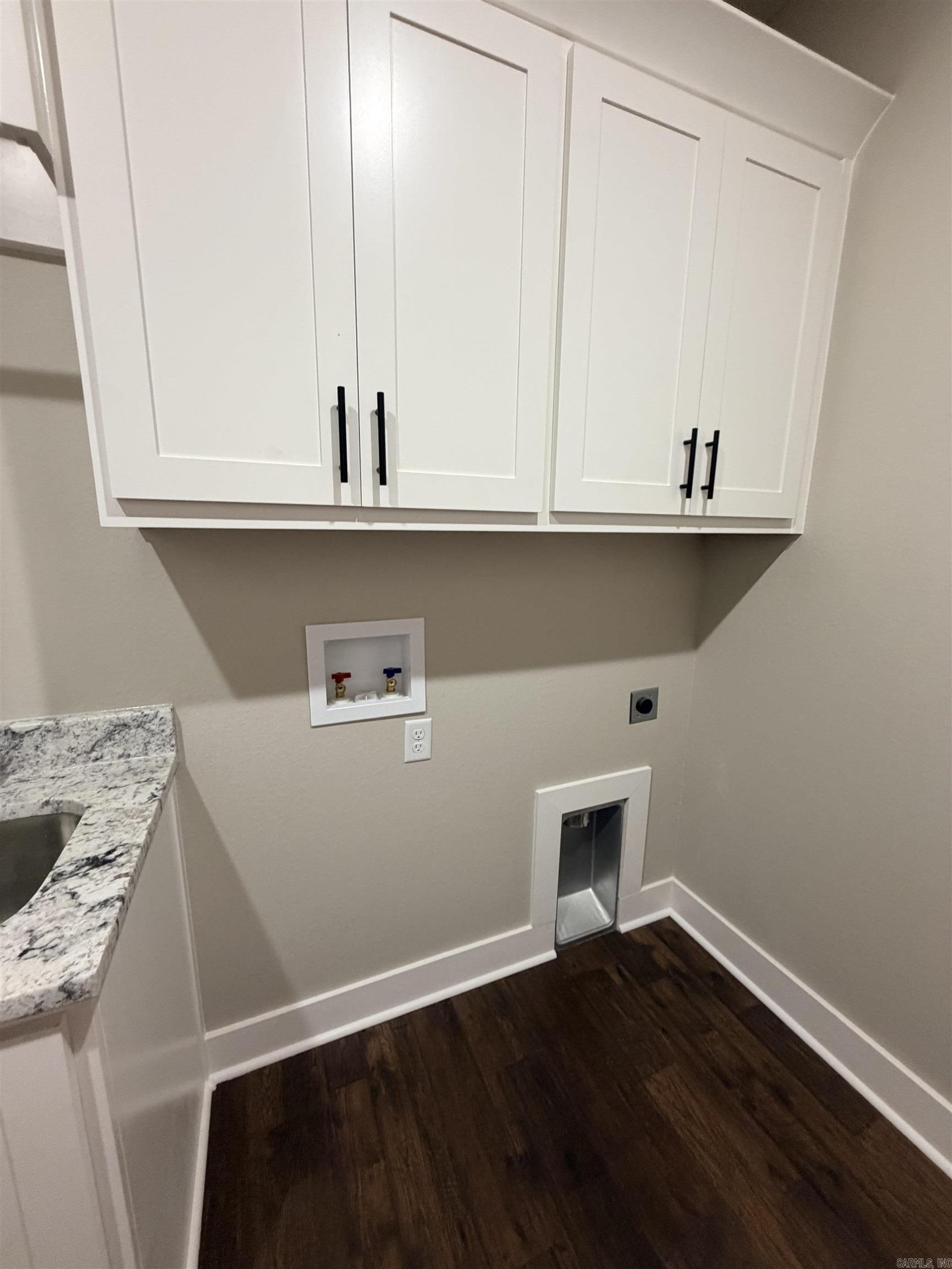HUNTER HEIGHTS - Residential