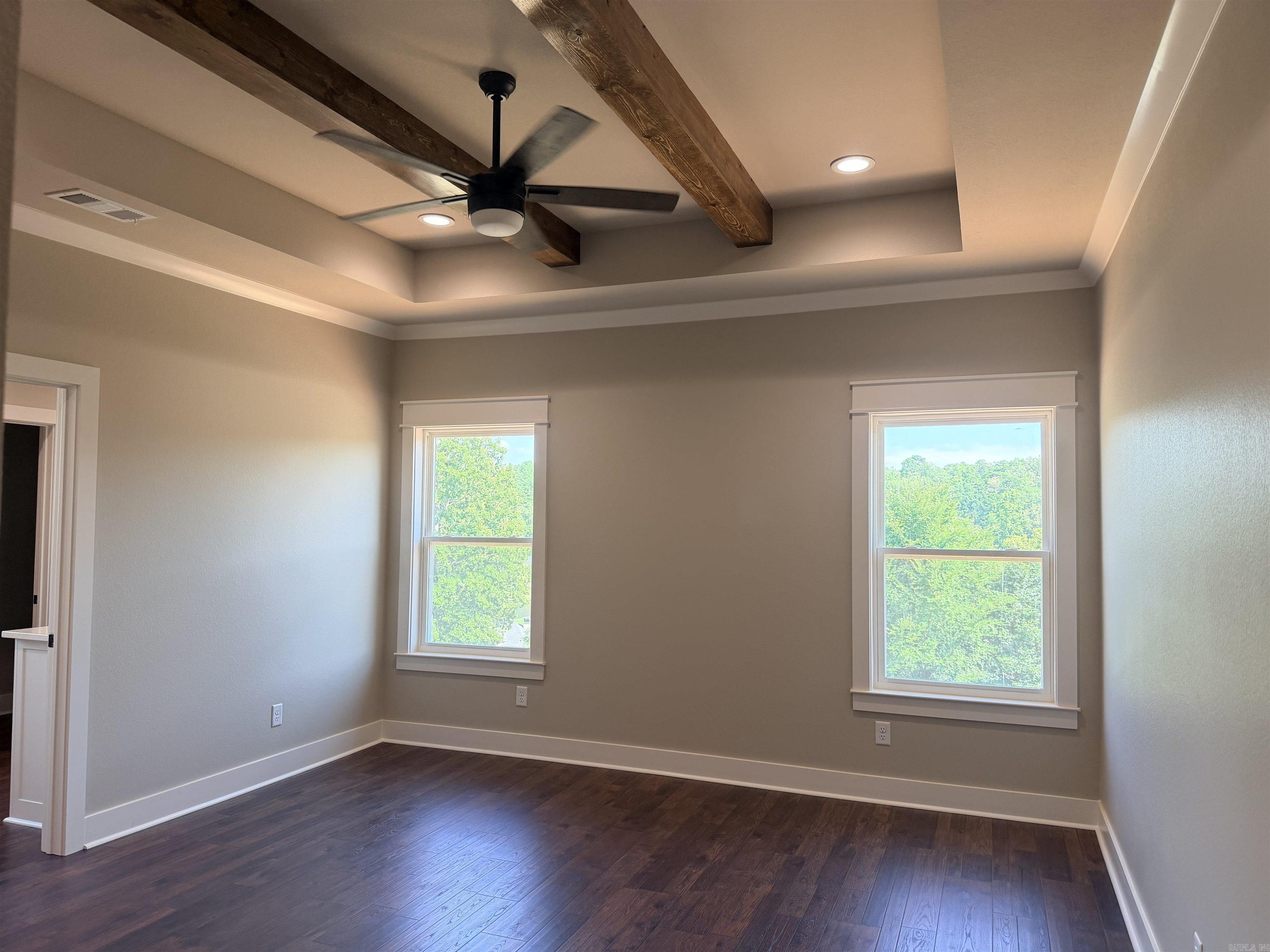 HUNTER HEIGHTS - Residential