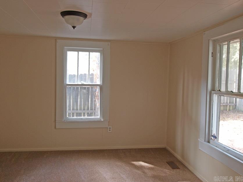 BARROW JOHN - Residential
