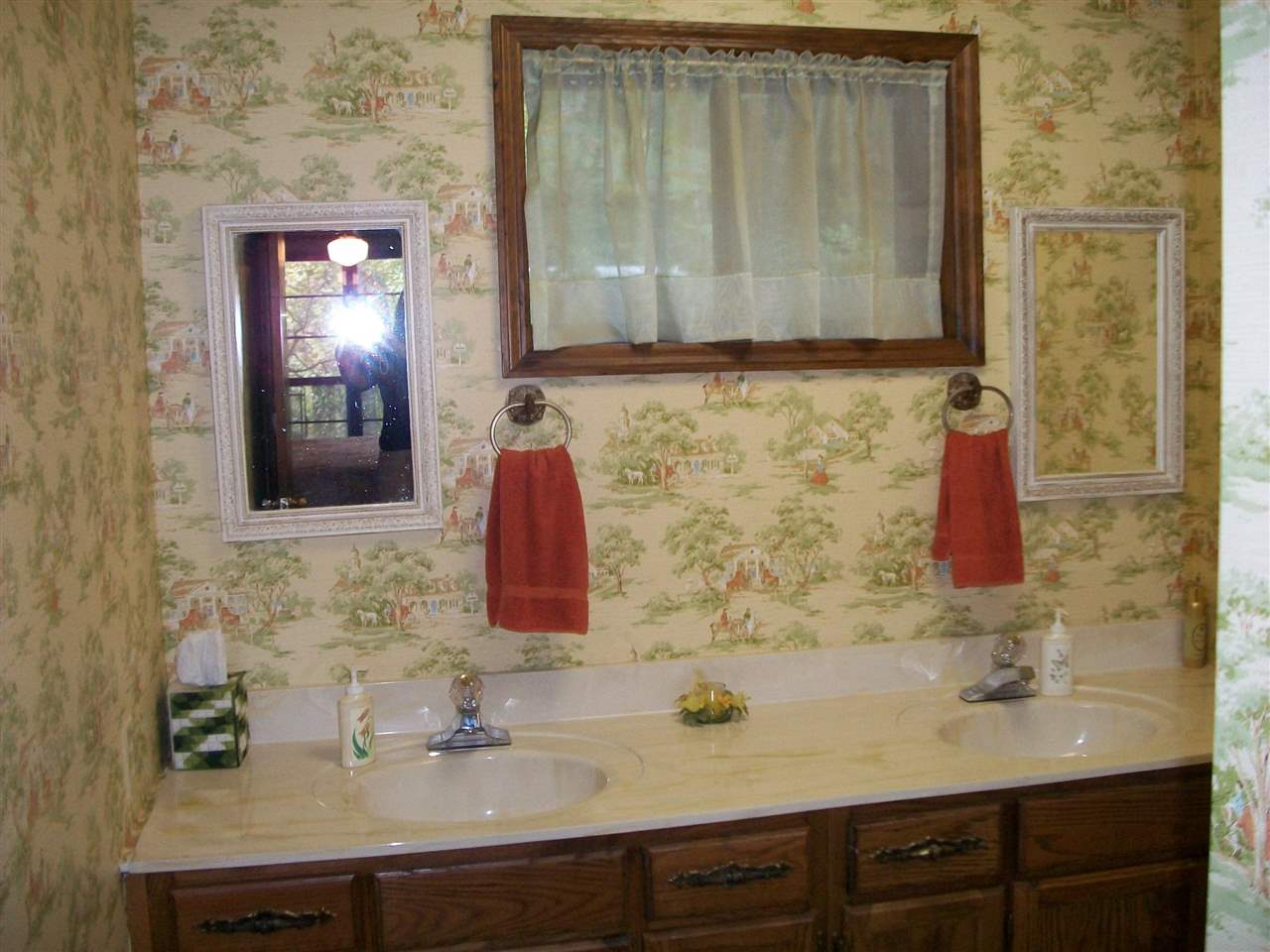 Cleburne Cty Industrial - Residential