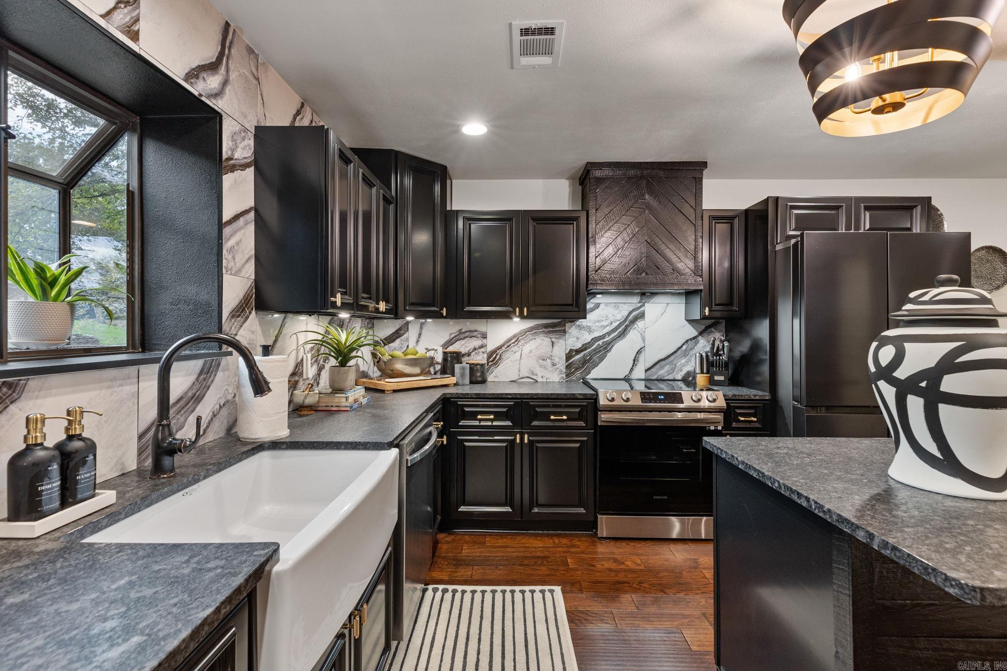 E F BLACK - Residential
