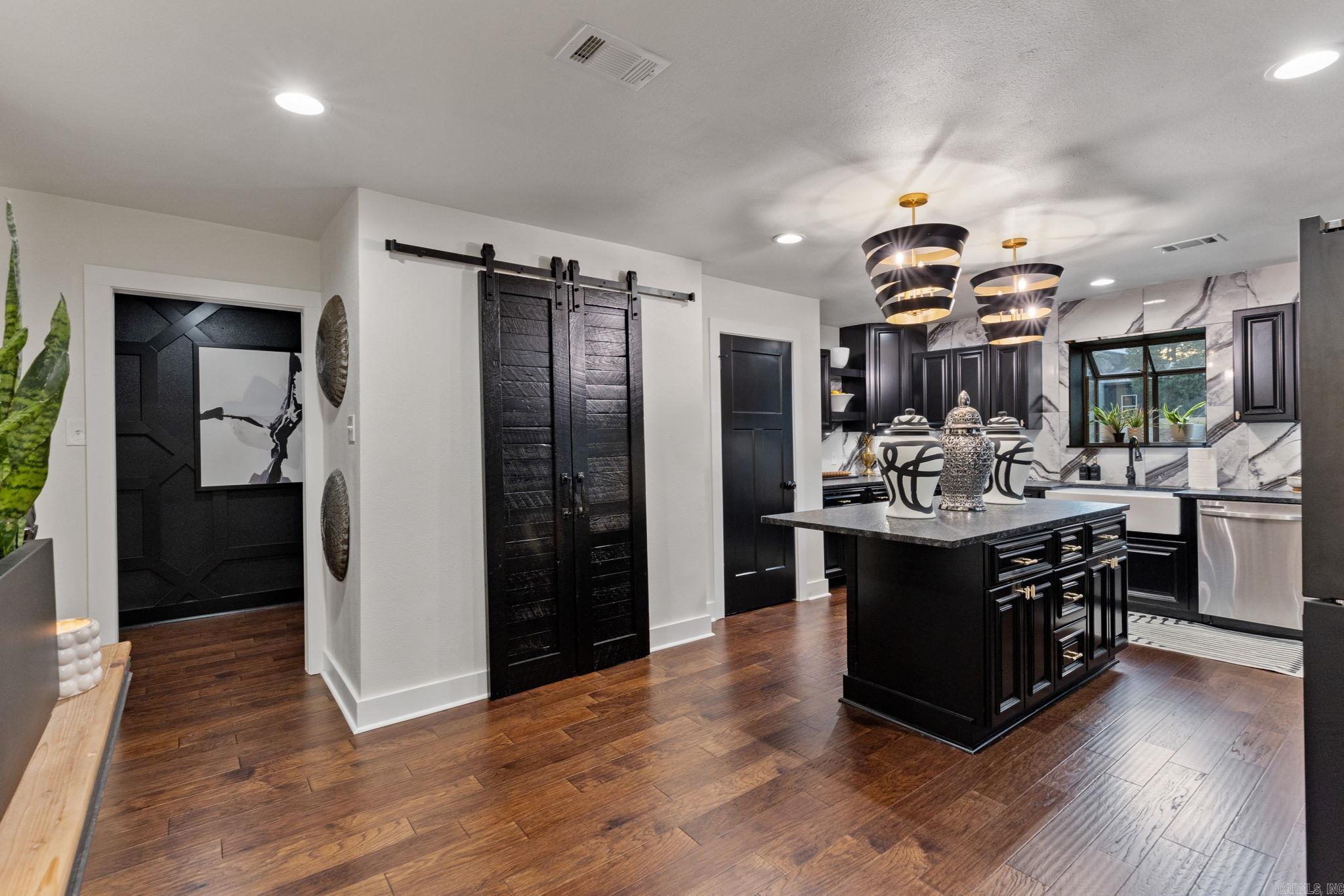 E F BLACK - Residential