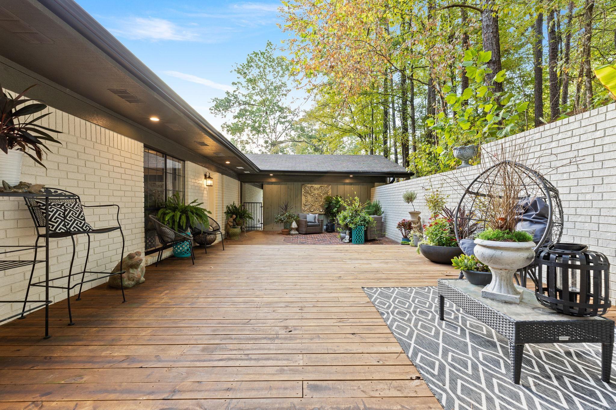 E F BLACK - Residential