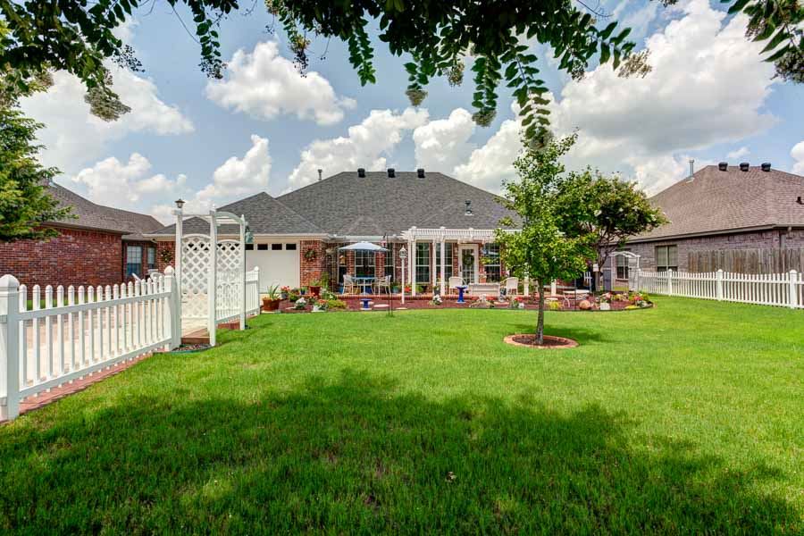 COUNTRY CLUB OF ARK THE - Residential