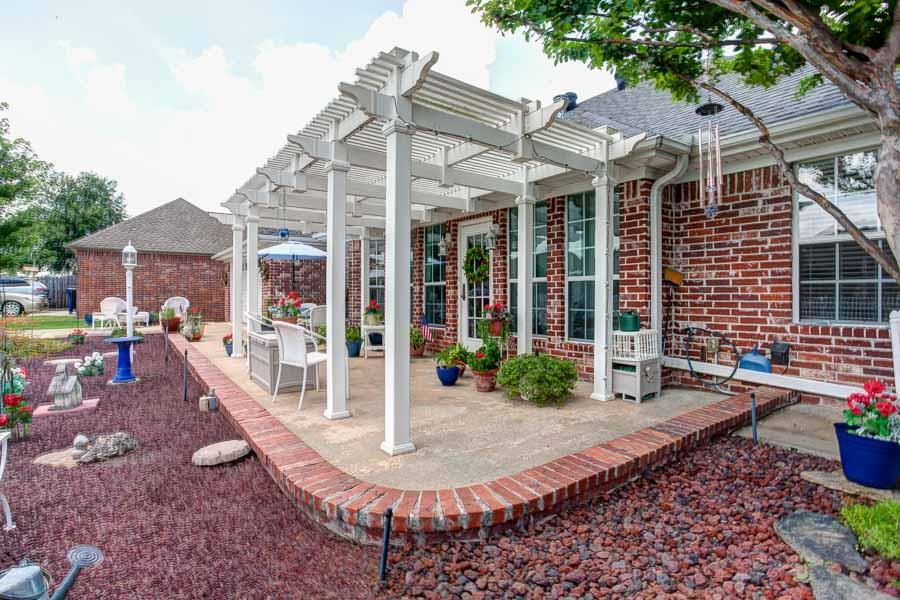 COUNTRY CLUB OF ARK THE - Residential