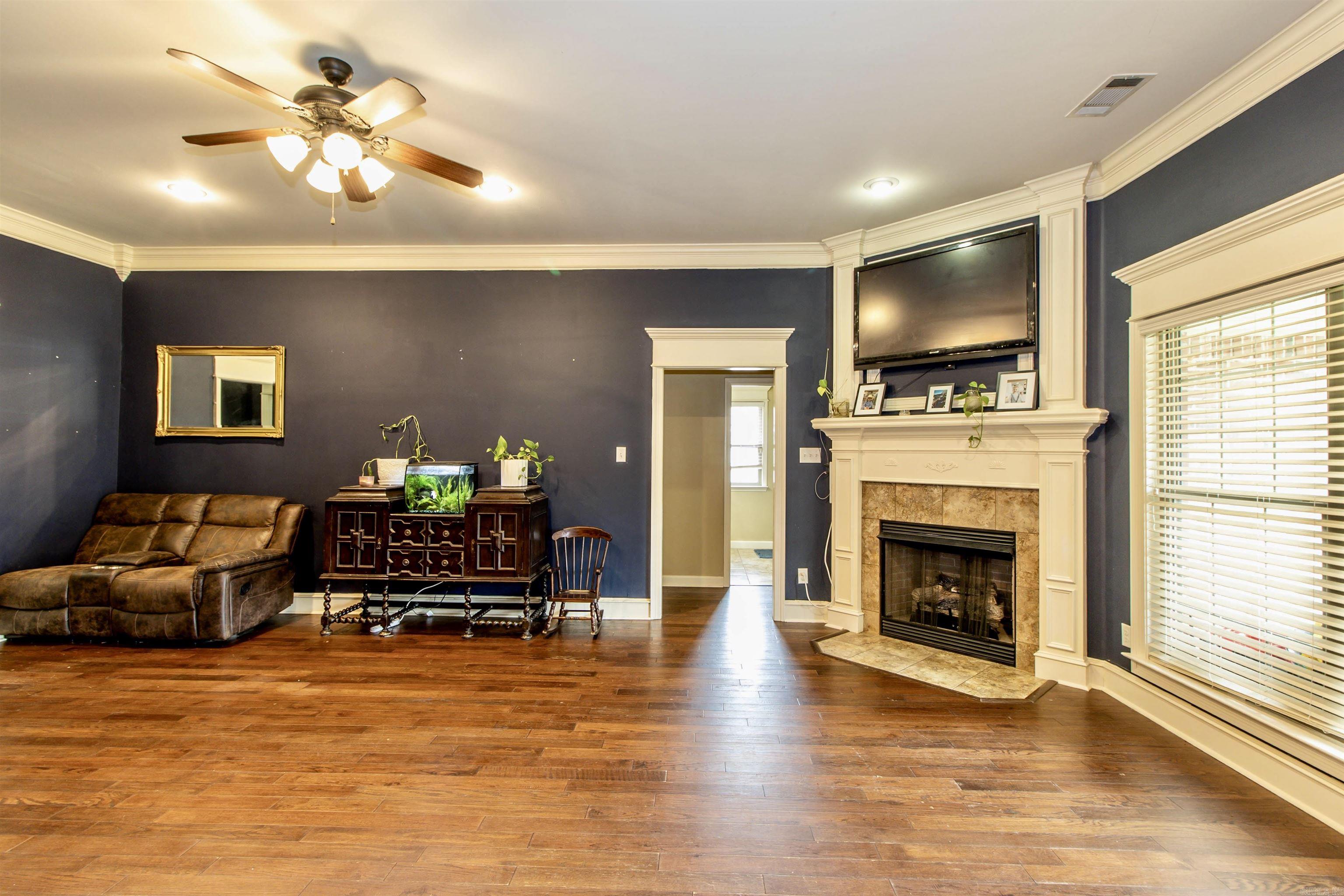 THE WOODLANDS - Residential