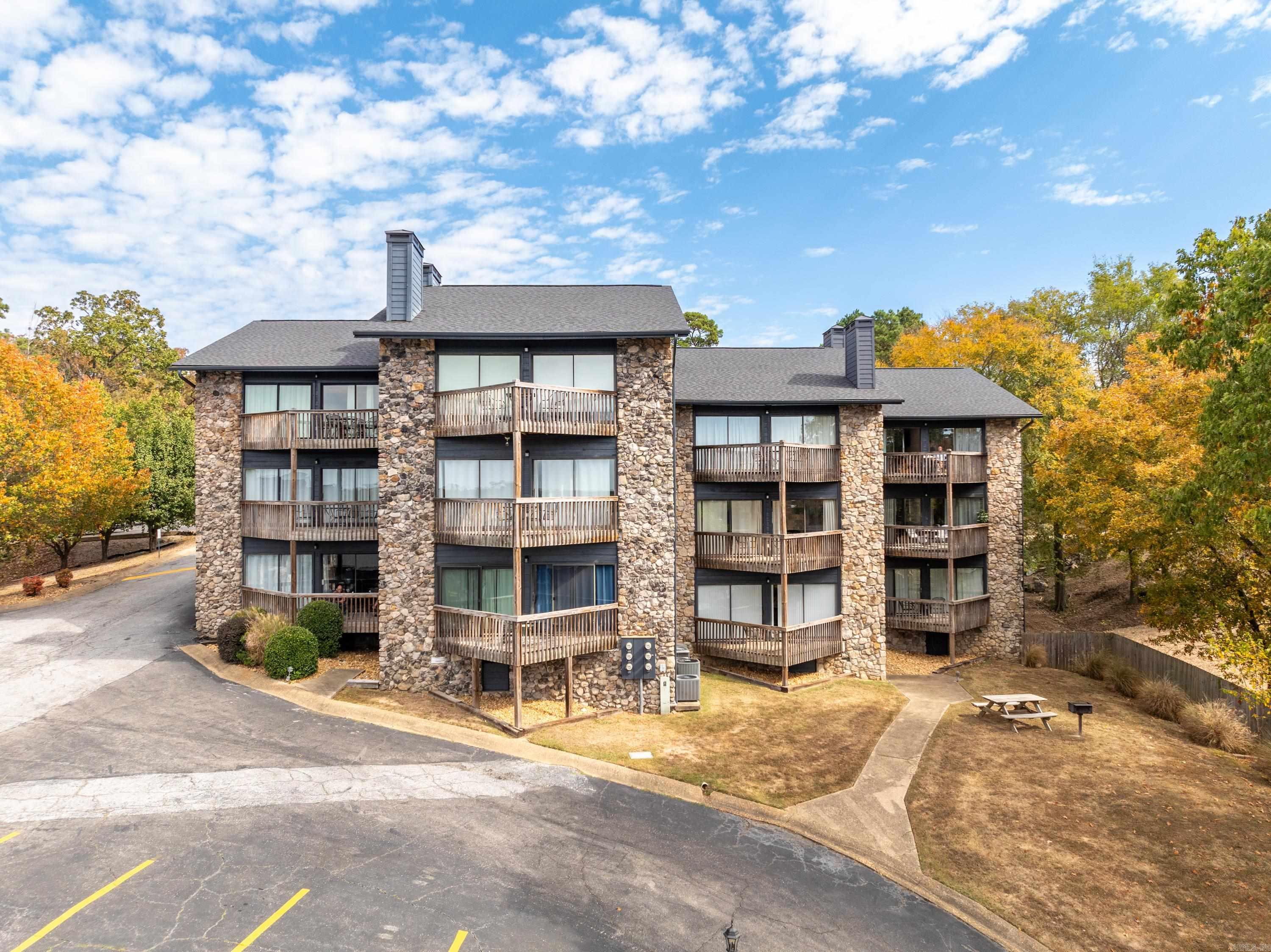 HAMILTON HARBOR HPR - Residential