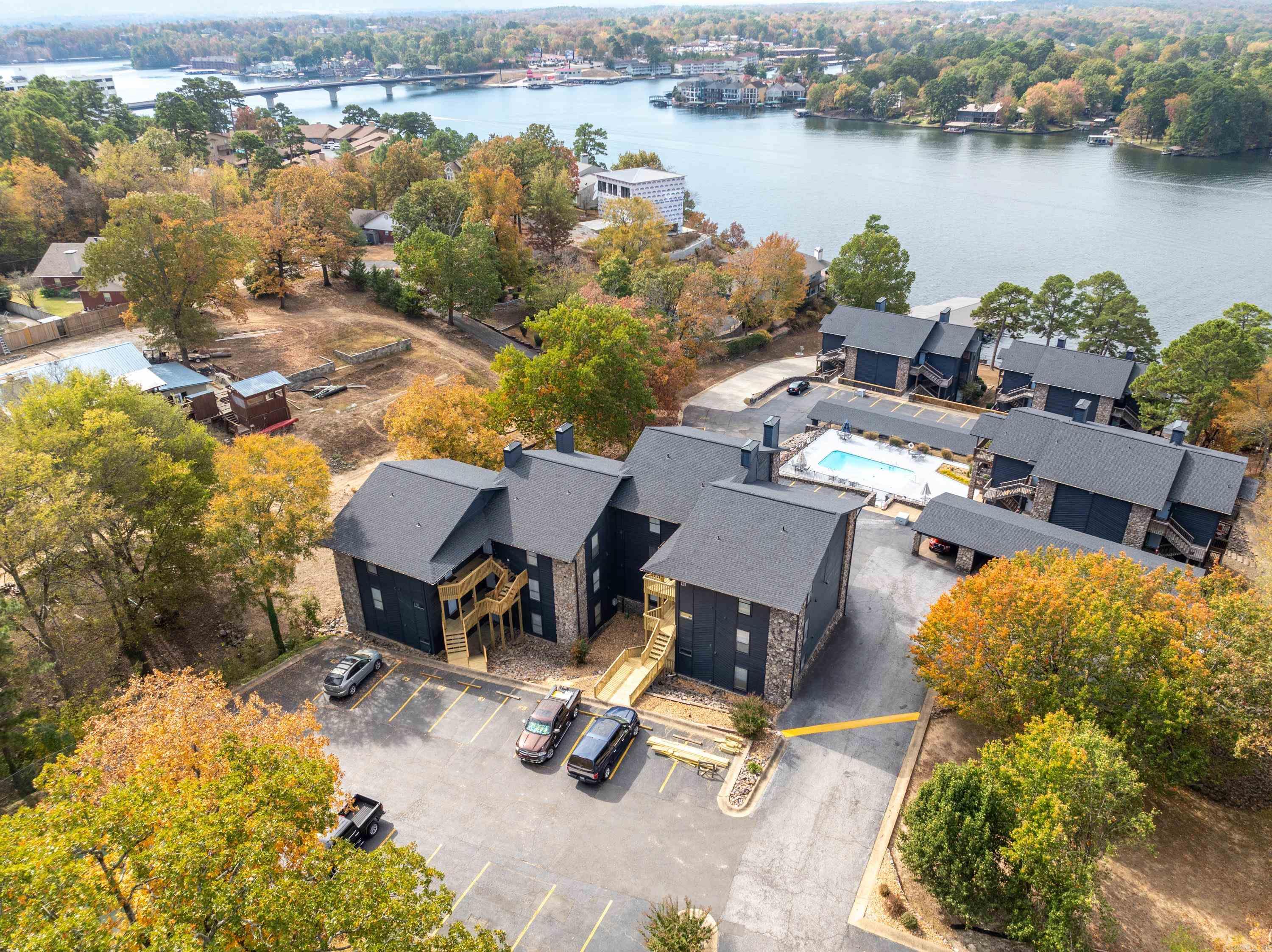 HAMILTON HARBOR HPR - Residential