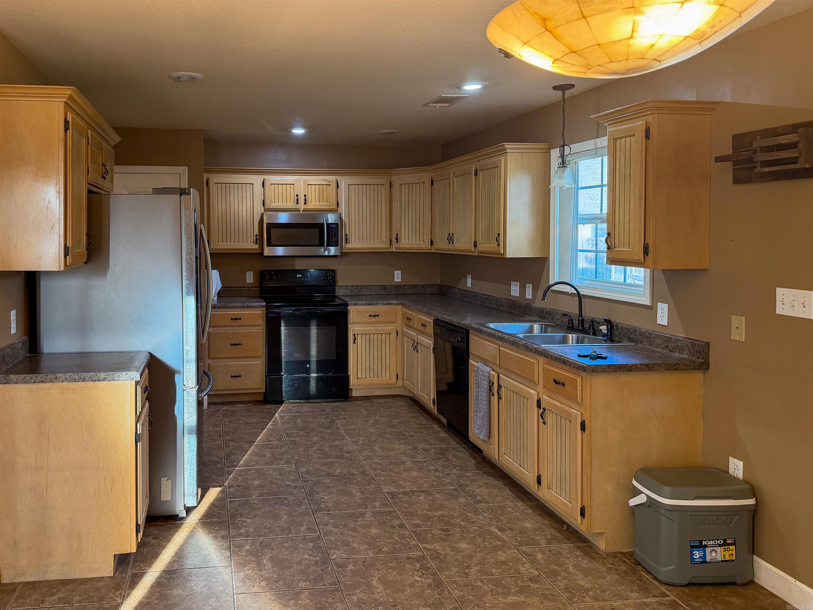 Len-Ford Village - Residential