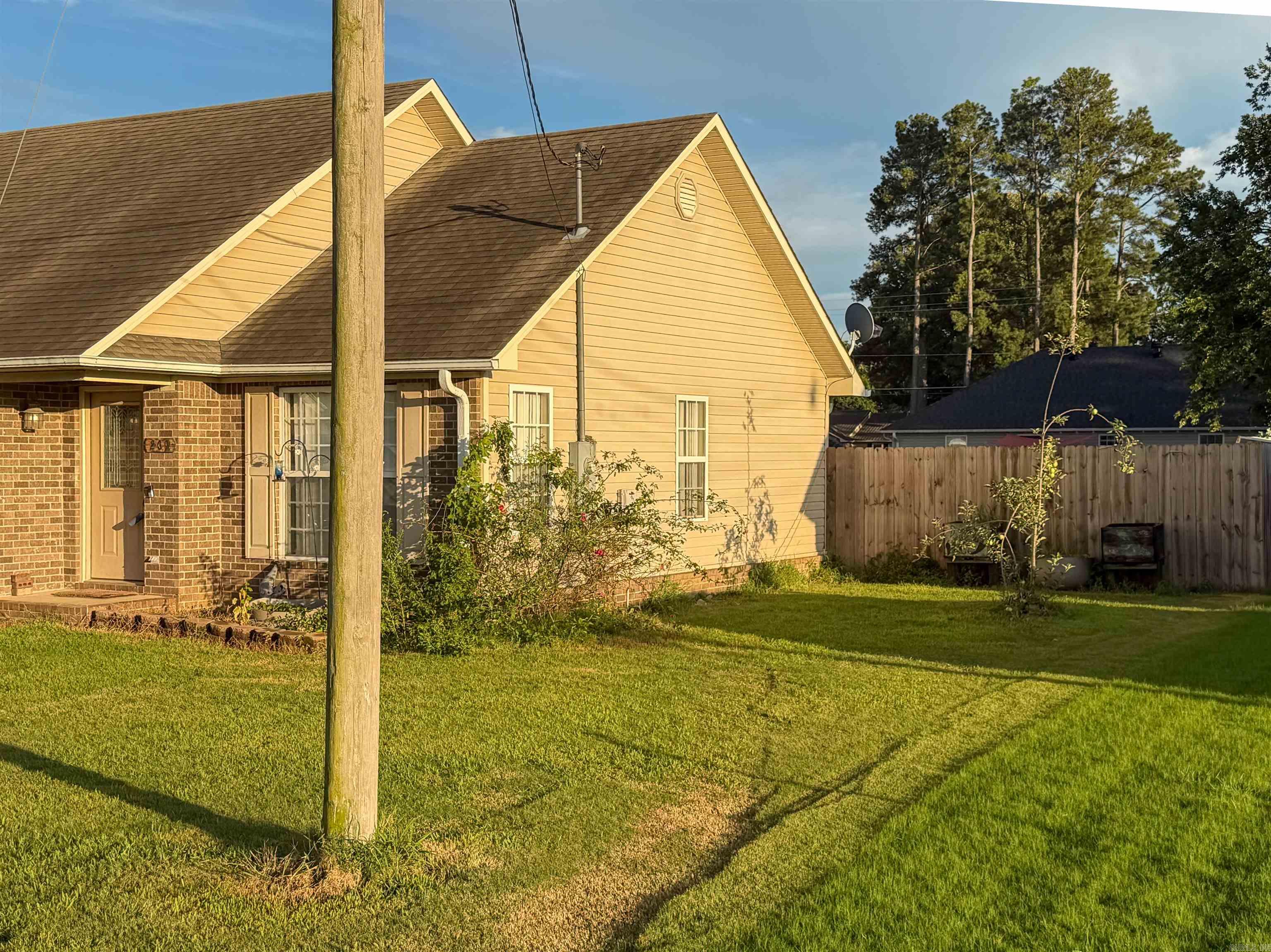 Len-Ford Village - Residential