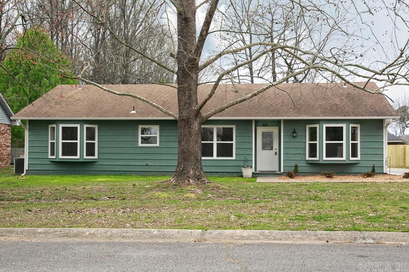 Completely updated! New HWH, new windows, new interior & exterior doors. New paint inside & out. New flooring throughout. New garage door & gutters. Completely renovated kitchen that includes: new cabinets, new island, new appliances & sink, new tile floors, new fixtures. Great room has beautiful vaulted ceiling with skylights and large beautiful fireplace. Extra room perfect for 4th bedroom, office, or playroom. Large fully fenced backyard. Extra large drive with rear entry garage. Wonderful neighborhood