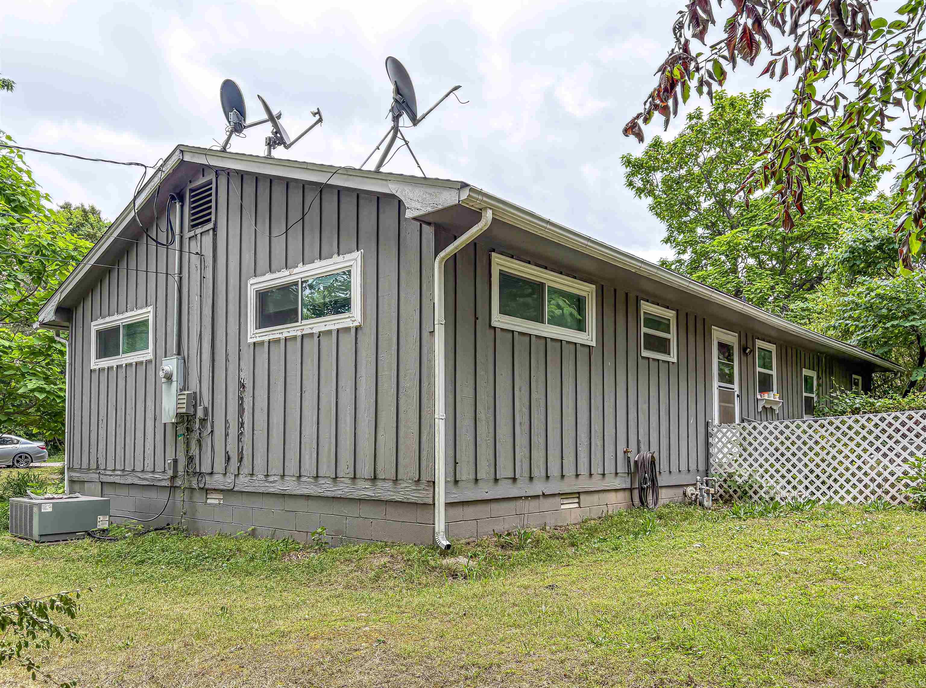 CEDAR TERRANCE - Residential