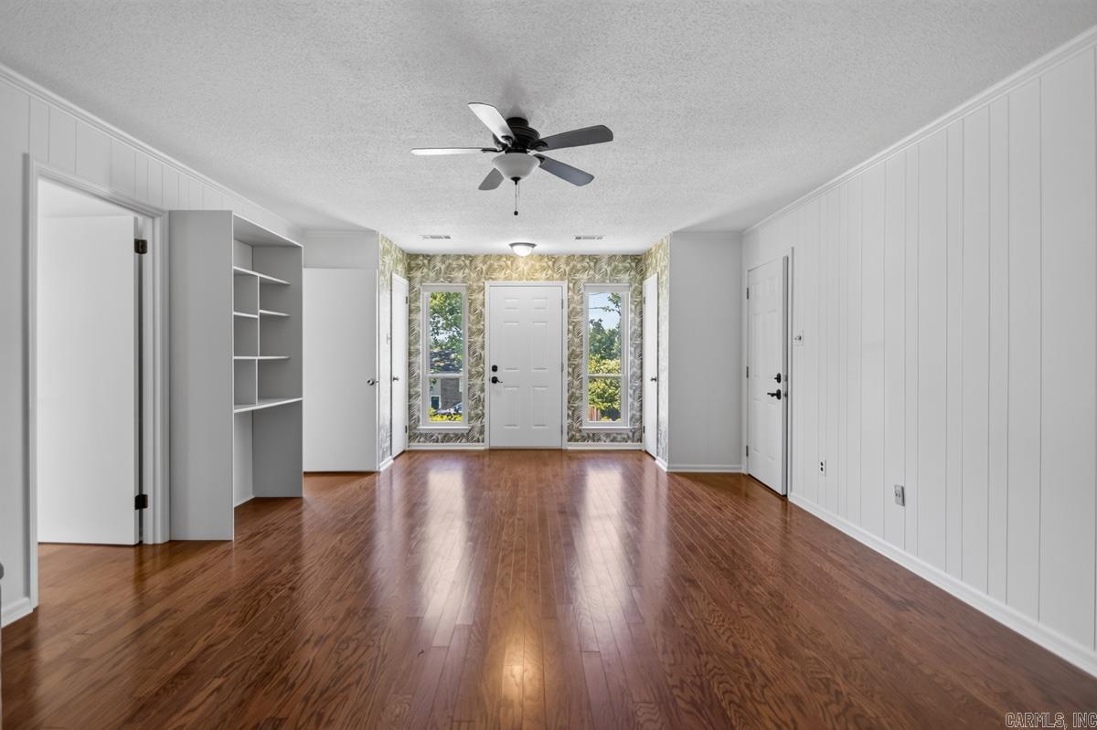 PLEASANT FOREST - Residential