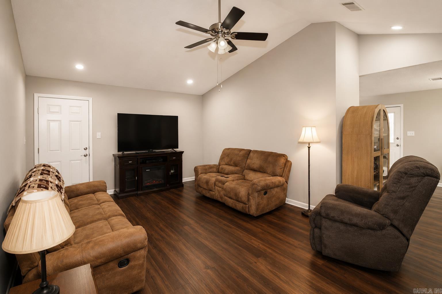 COZY ACRES - Residential