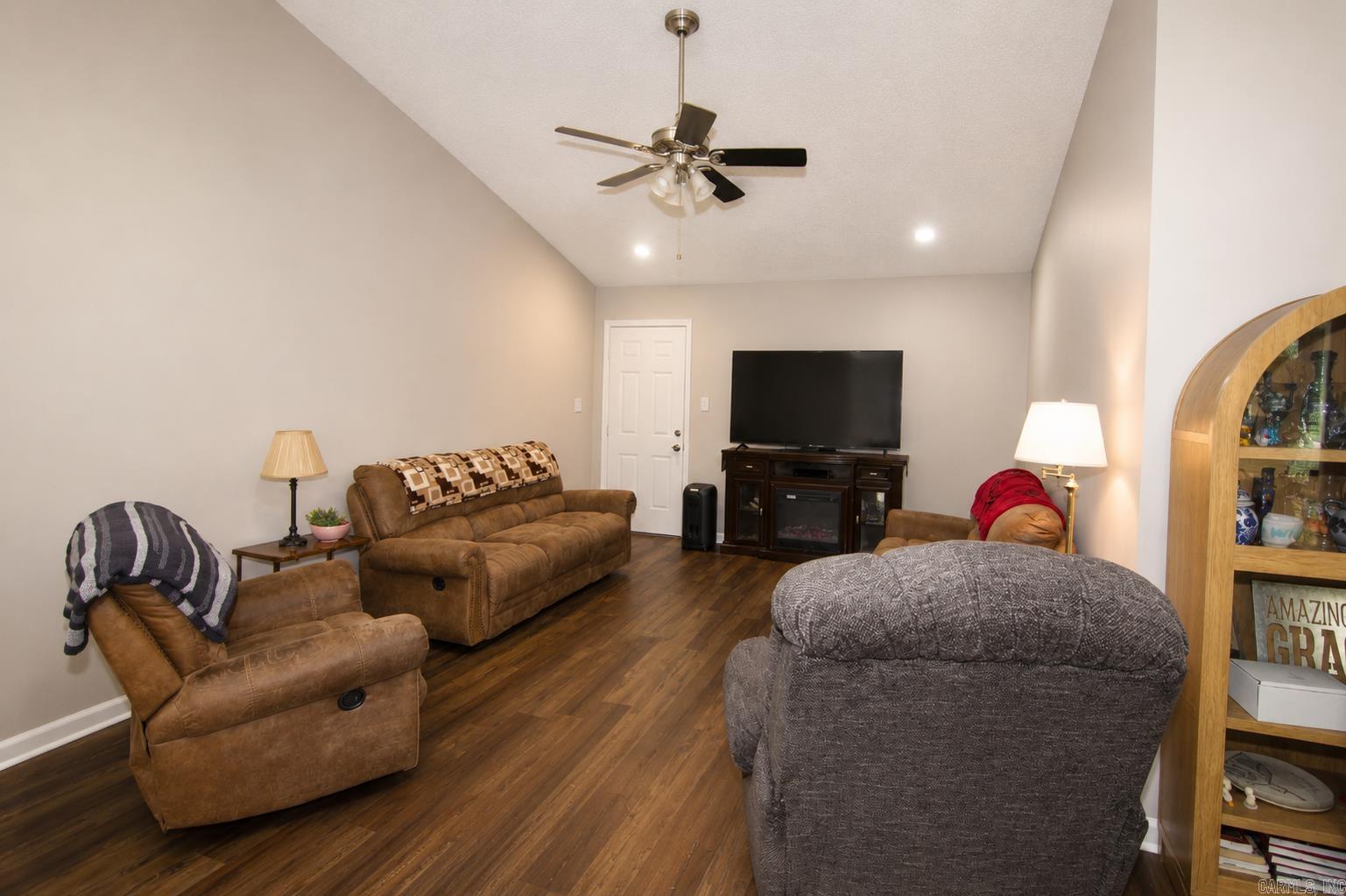 COZY ACRES - Residential