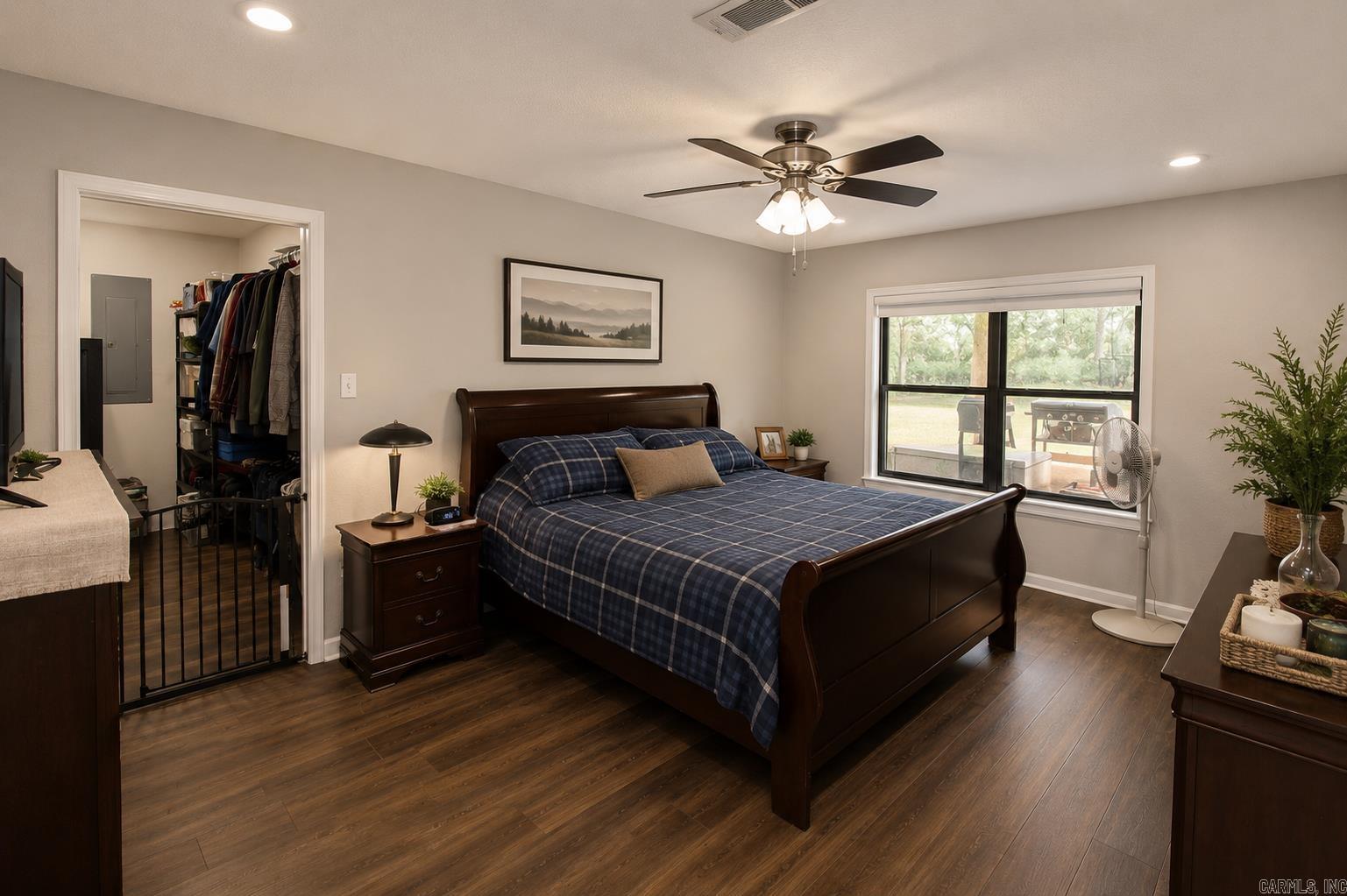 COZY ACRES - Residential