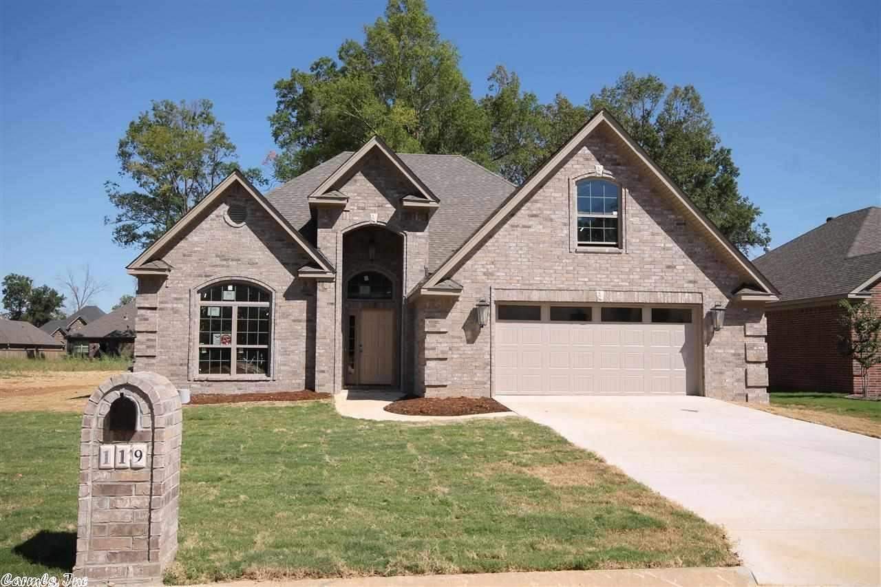 Awesome floor plan, open and bright.  100% brick, level lot.  3 bedrooms down - master suite apart, XL closet and dble tile shower,split vanities.  Bonus room upstairs can be bedroom/full bath/closet. Kitchen island, moveable, and lg pantry,Formal dining, breakfast area and bar, very energy efficient. Lg covered patio & huge office. Lots of storage and green belt to rear. Sits on city limits of Maumelle/NLR - best of both cities.