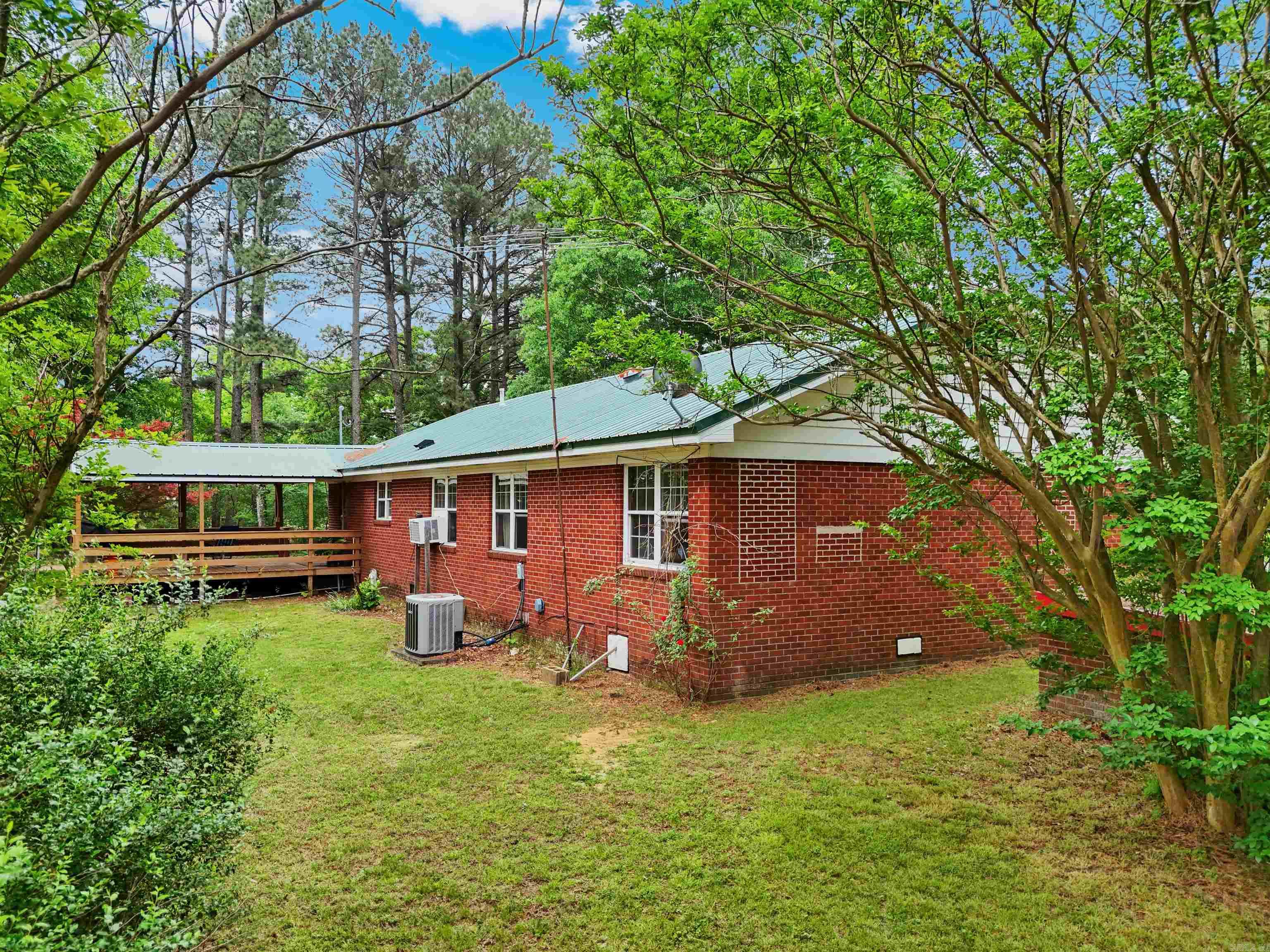 LANDERS ADD  TOWN OF MT VERNON - Residential