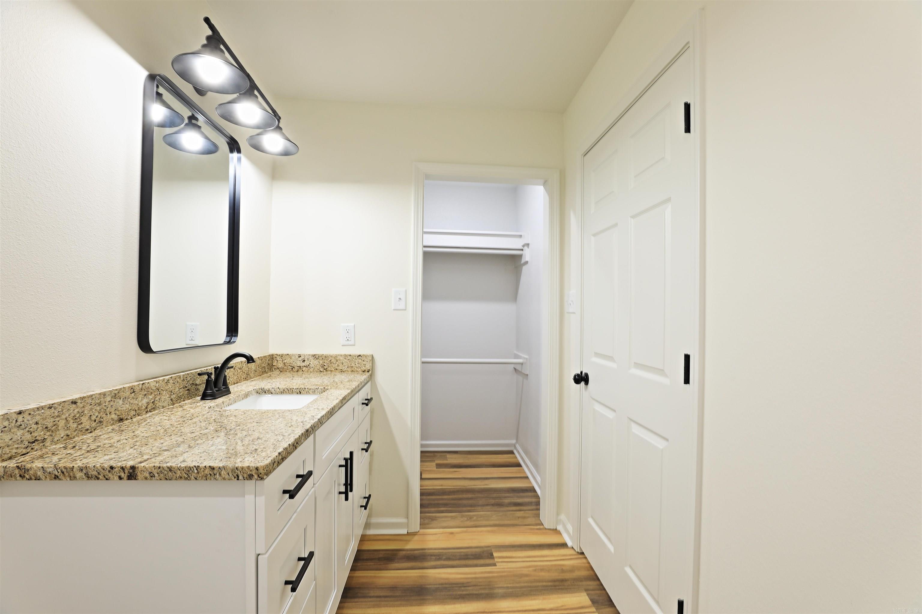 ROLLING HILLS EAST - Residential