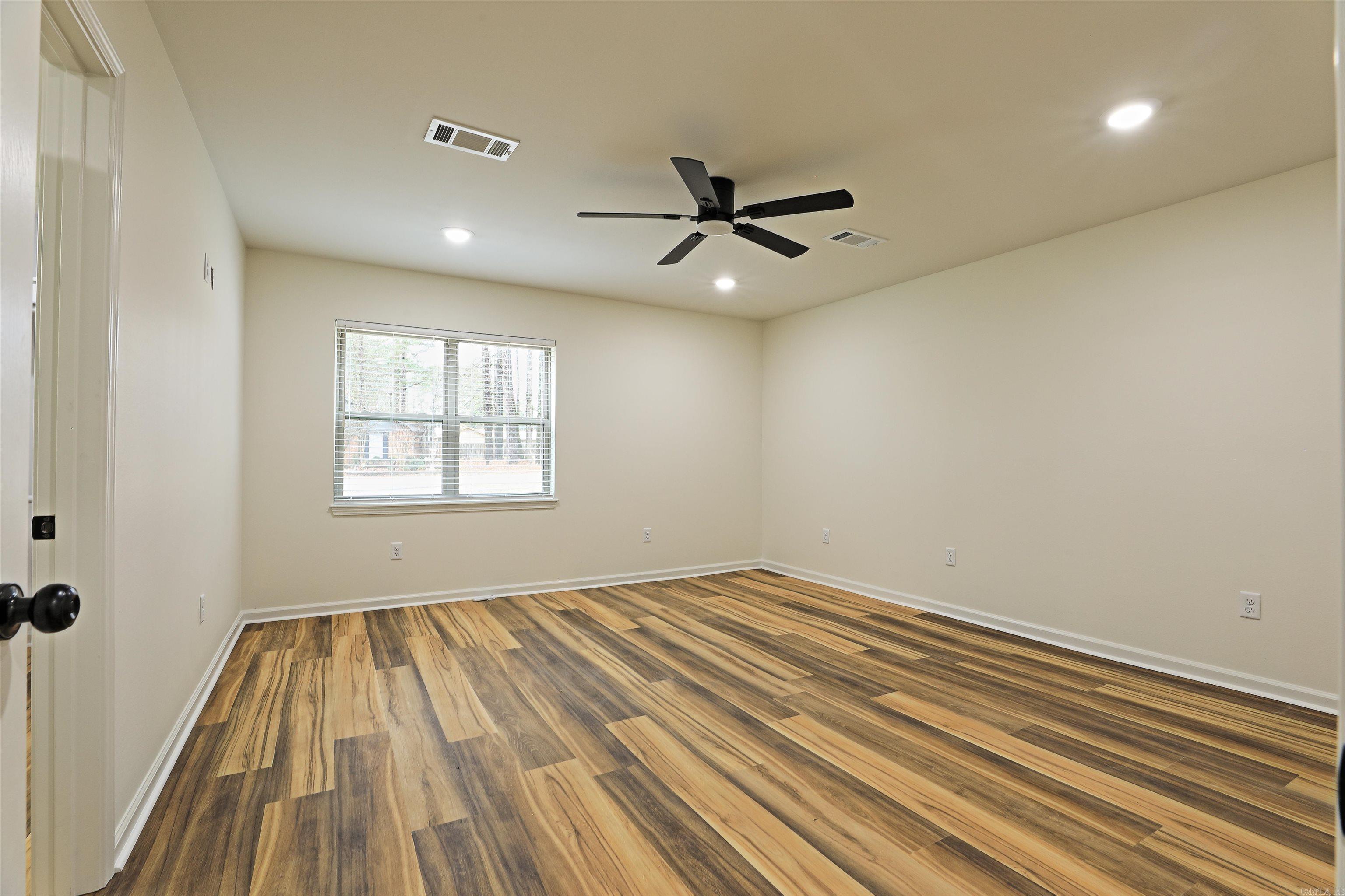 ROLLING HILLS EAST - Residential