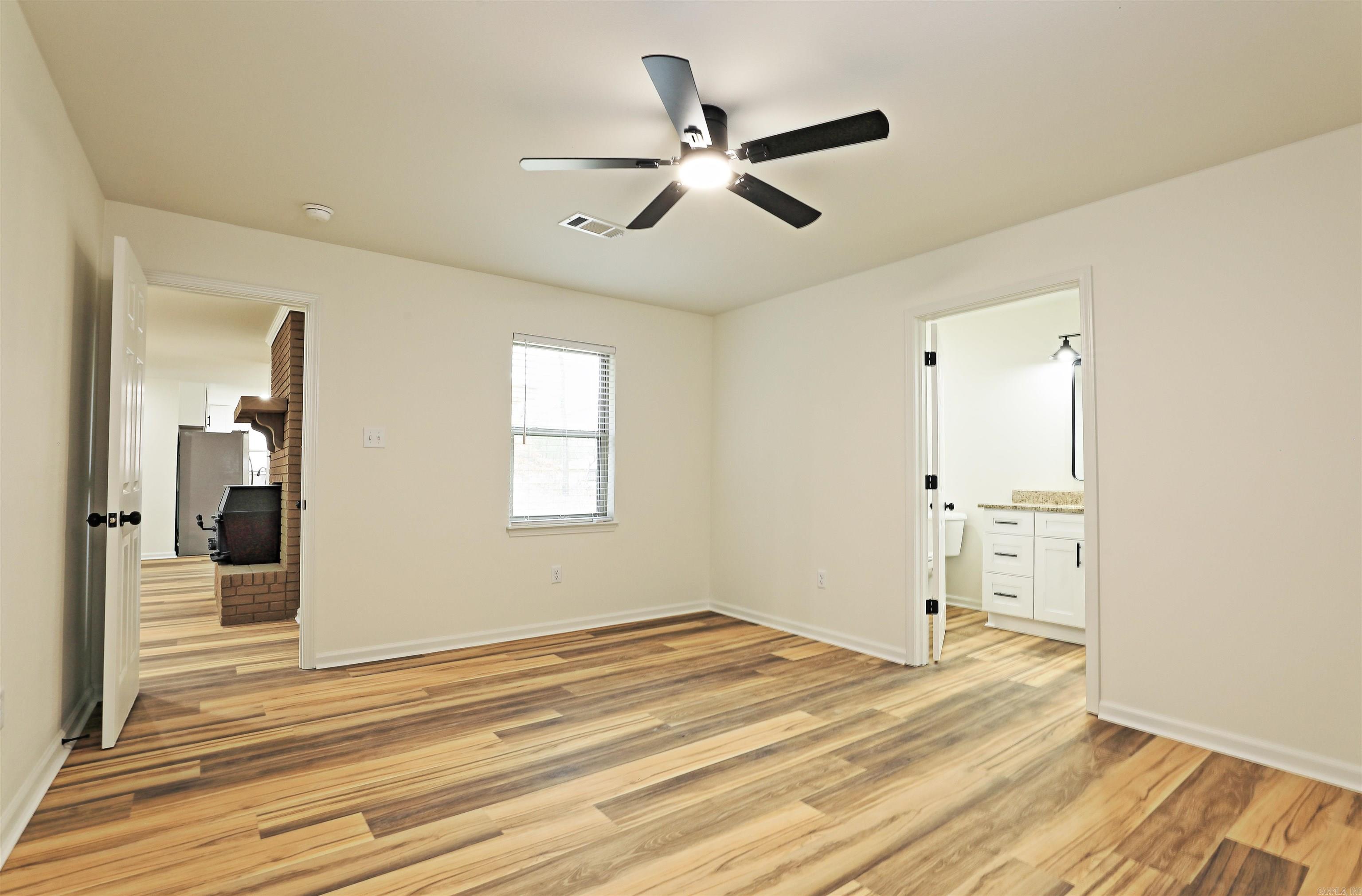 ROLLING HILLS EAST - Residential