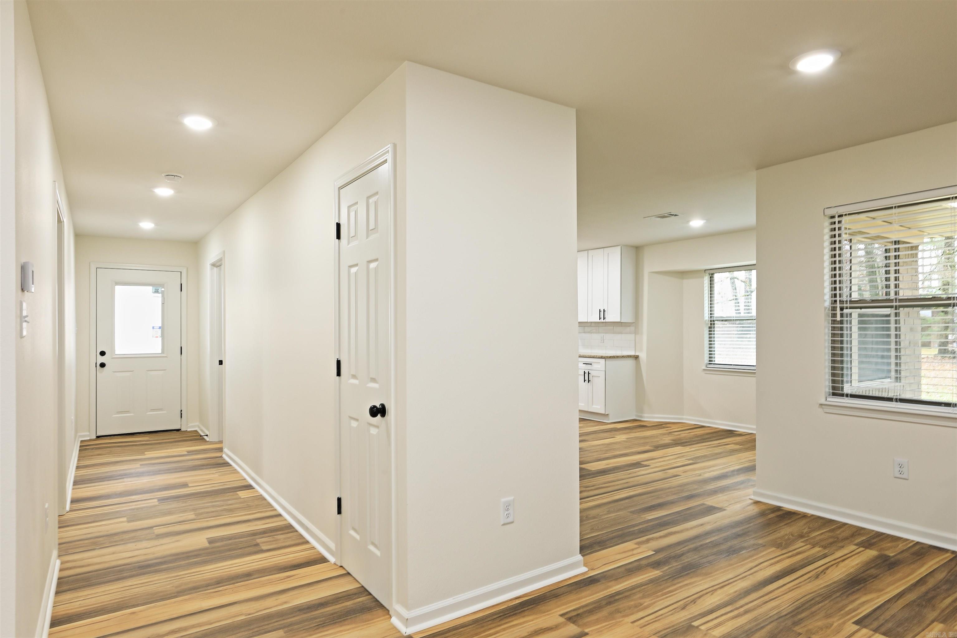ROLLING HILLS EAST - Residential