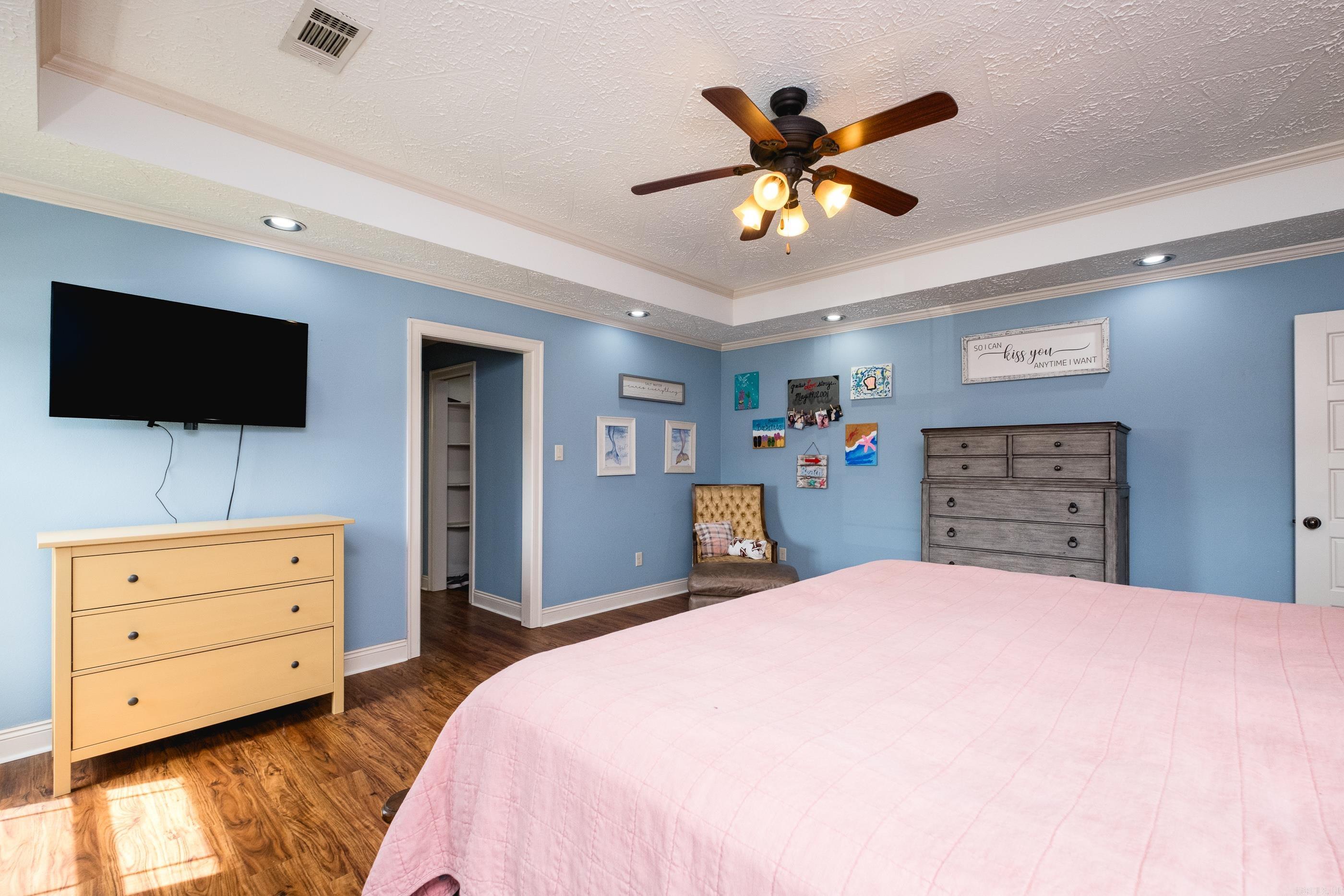 THE WOODLANDS - Residential