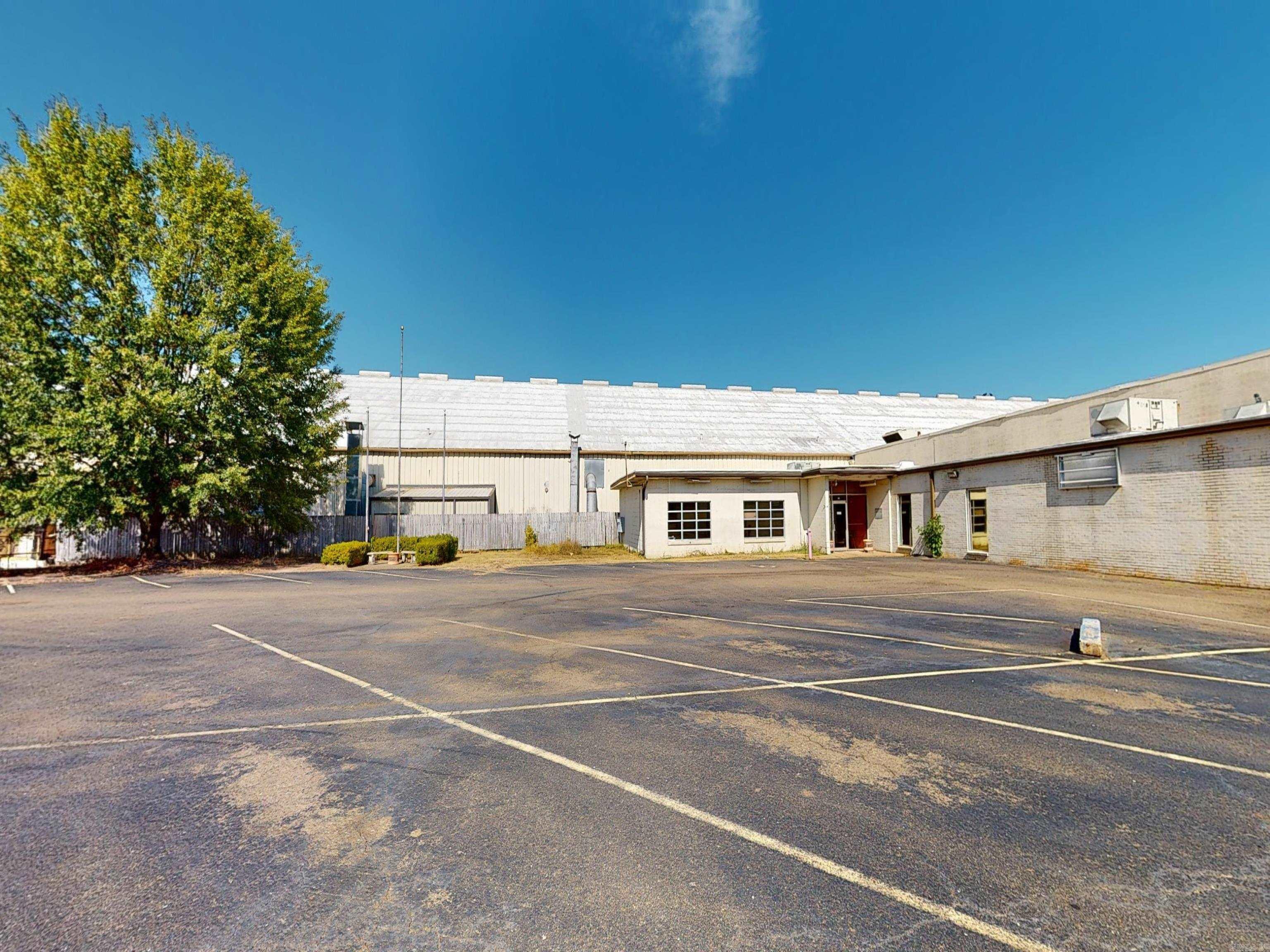Metes & Bounds - Commercial Sale