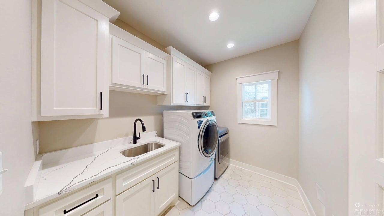 IVY PLACE - Residential