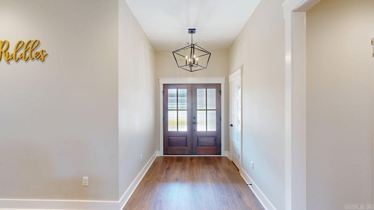 IVY PLACE - Residential