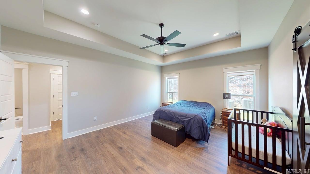IVY PLACE - Residential