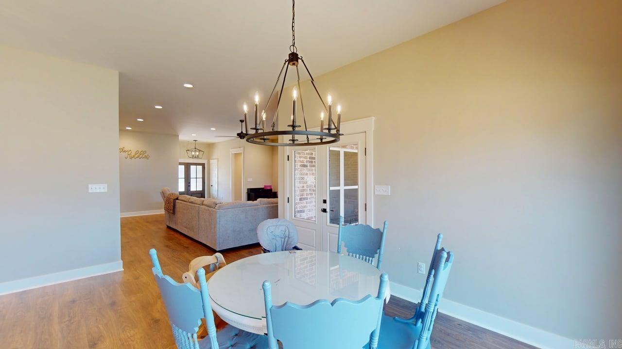 IVY PLACE - Residential