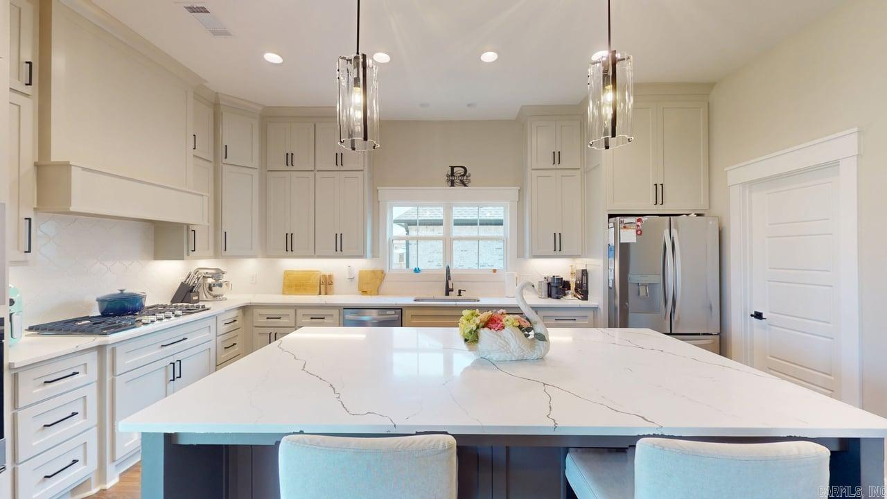 IVY PLACE - Residential